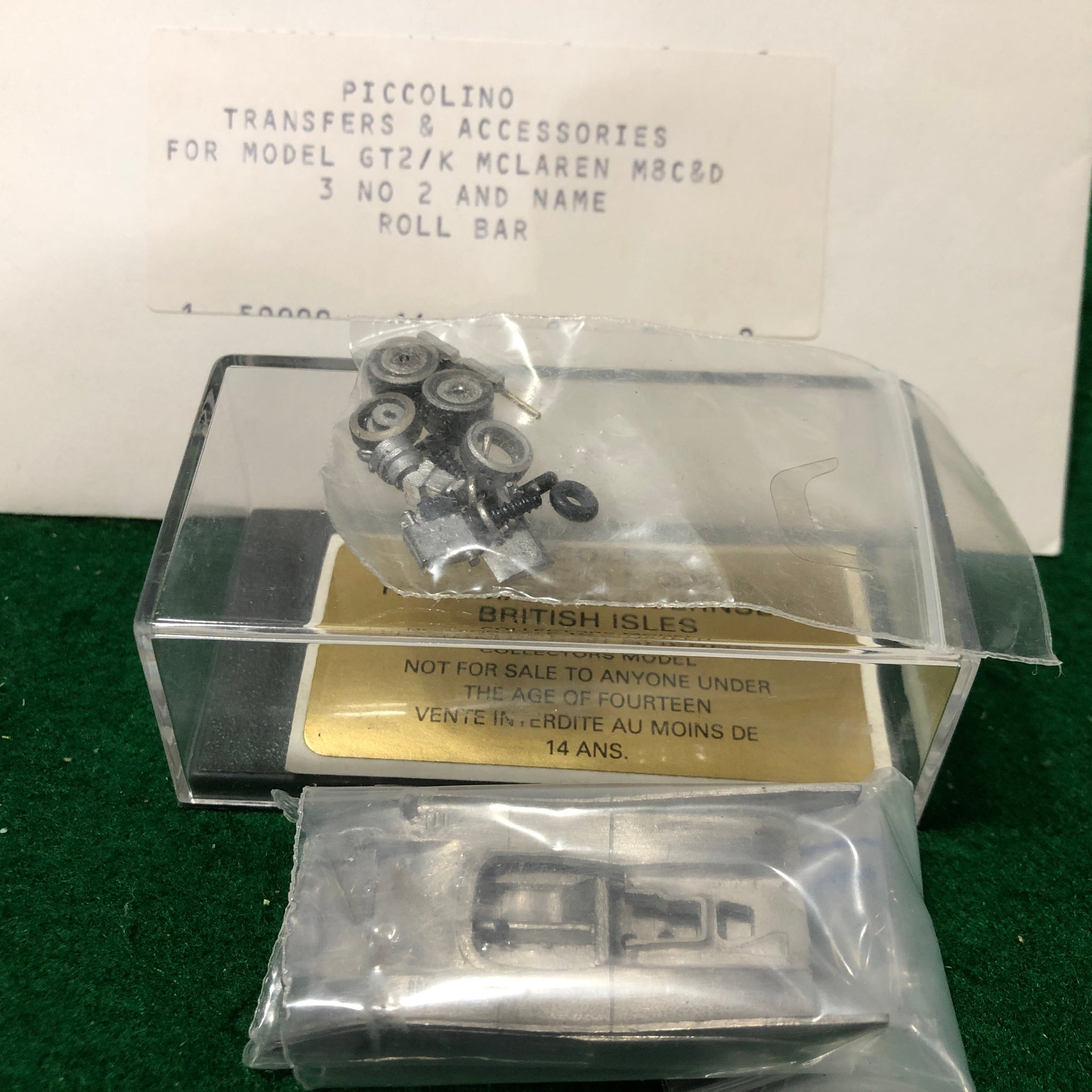 McLaren M8C & D 1970 N 2 Kit by Bellini Piccolino 1:76 (GT2/K)(w/Decals)