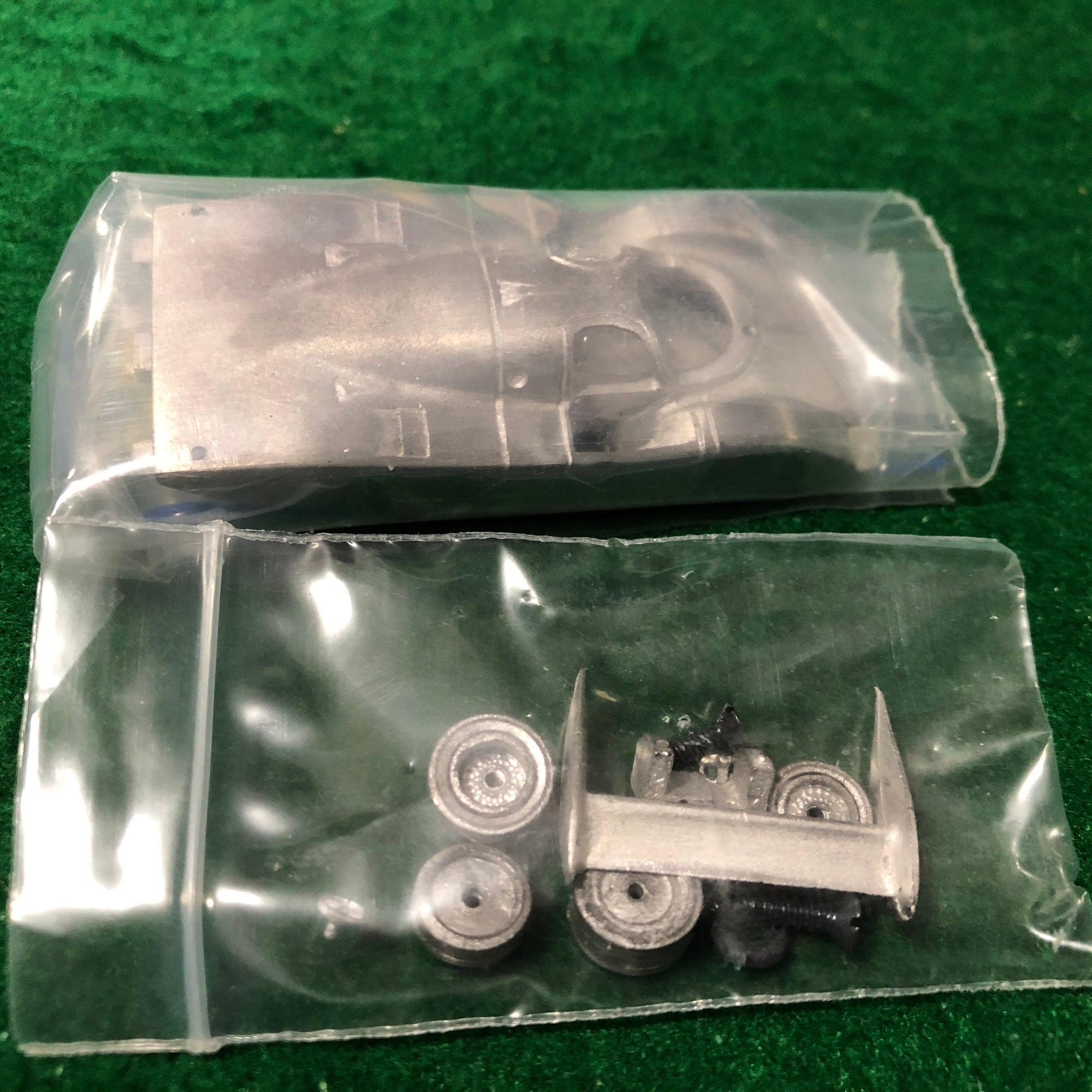 Porsche 956 Canon N 14 1983 Kit by Bellini Piccolino 1:76 (B)(GT24/30/K)(w/Decals)(7)