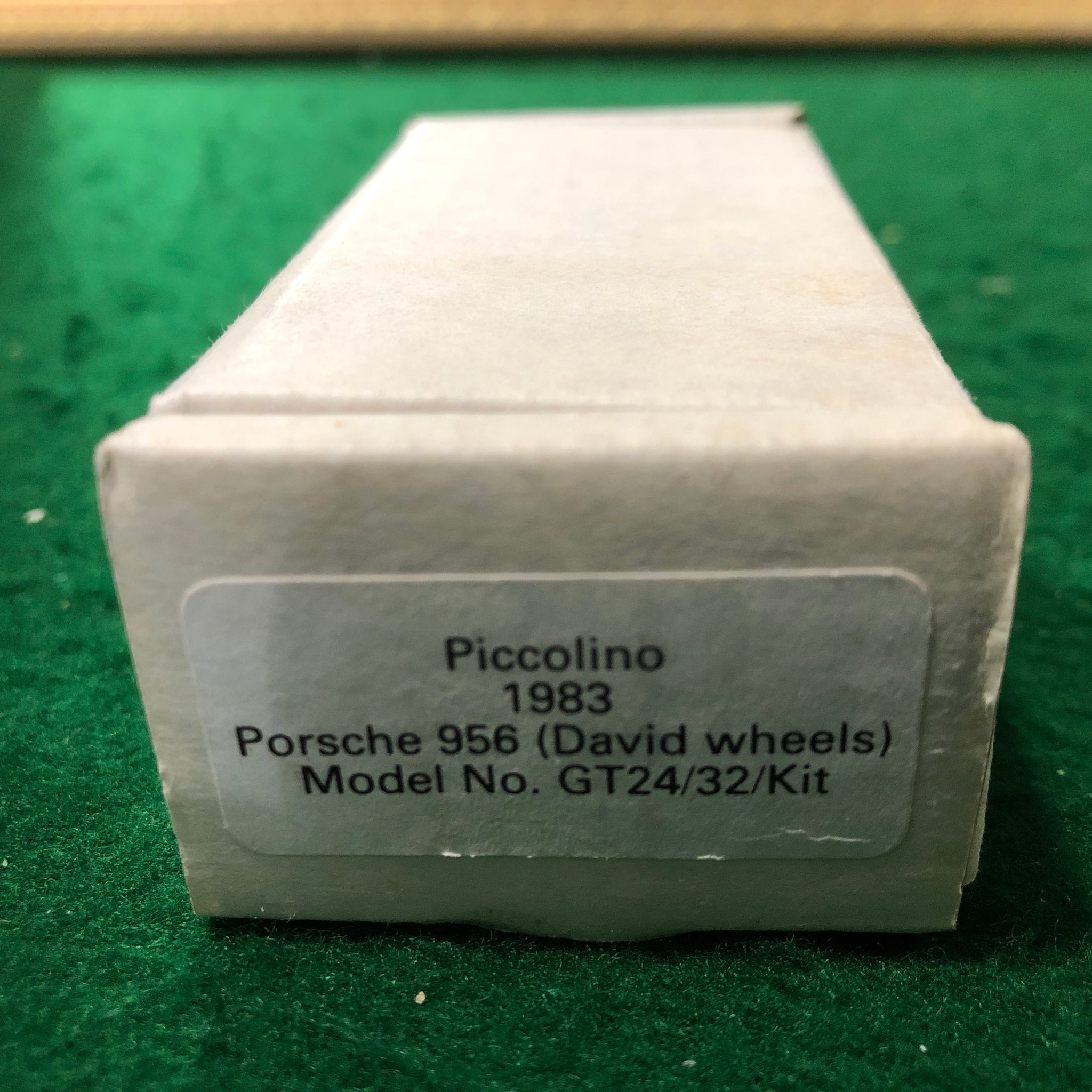 Porsche 956 J David N 11 1983 Kit by Bellini Piccolino 1:76 (B)(GT24/32/K)(Dmg)