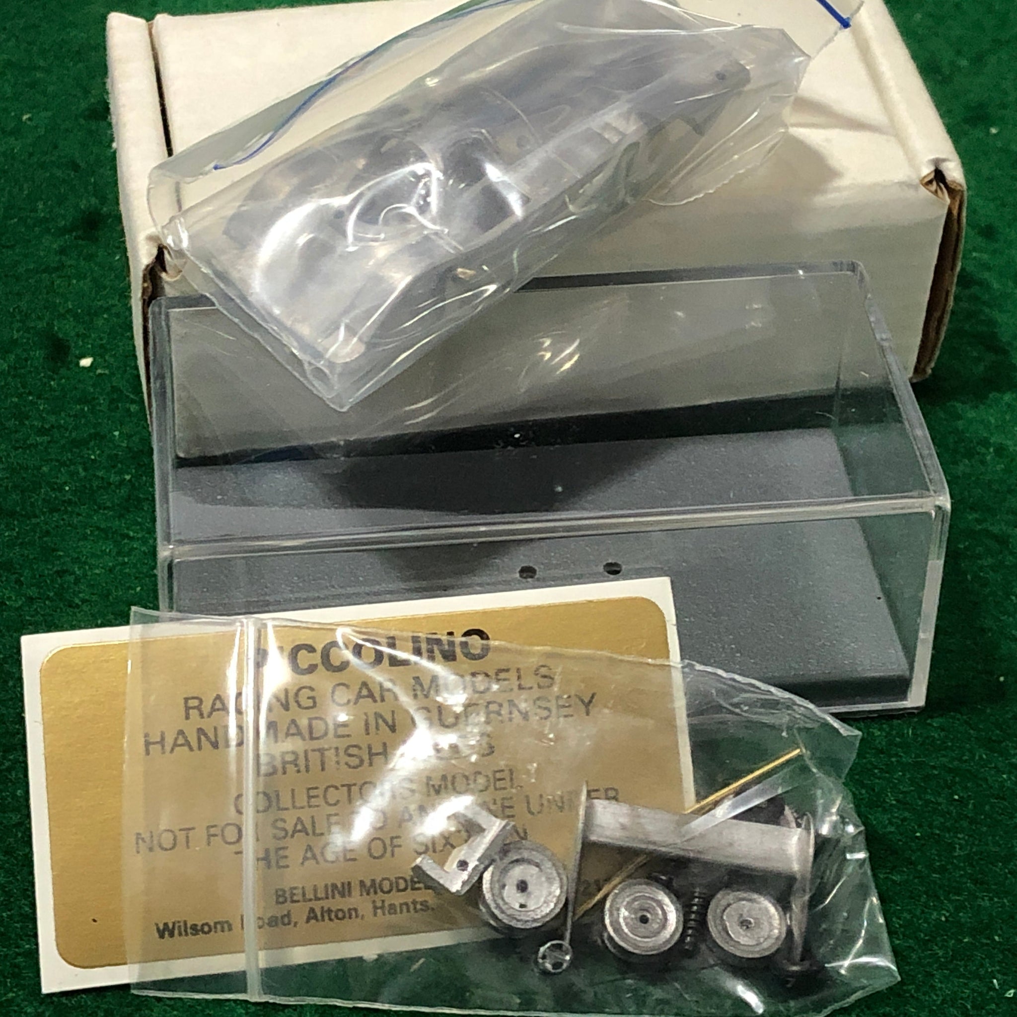 Porsche 956 1982 by Bellini Piccolino 1:76 (B)(GT24/K)