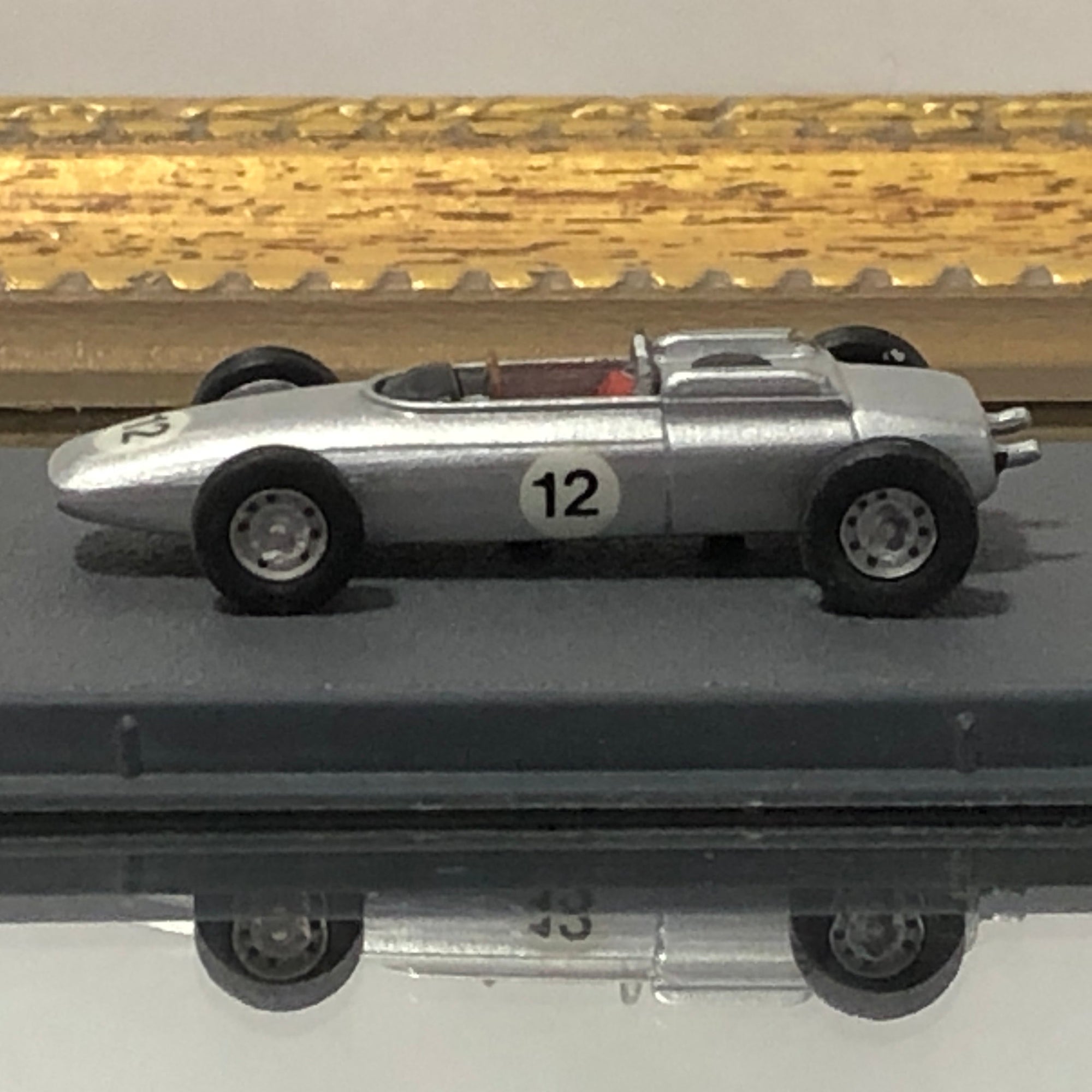 Porsche F1 804 N 12 1962 by Bellini Piccolino 1:76 (/F)(No box)