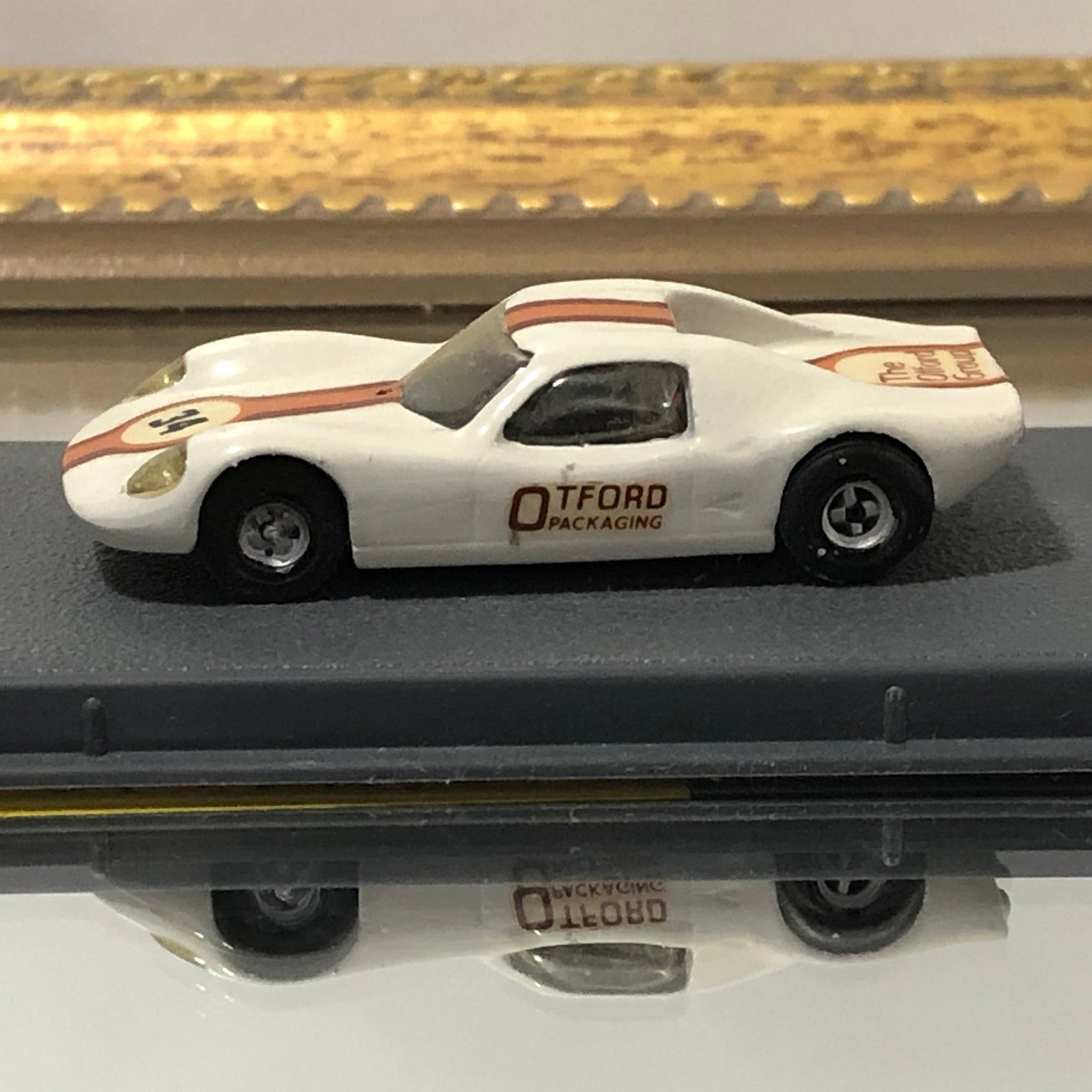 Chevron B8 N 34 1968 by Bellini Piccolino 1:76 (/F)(No box)