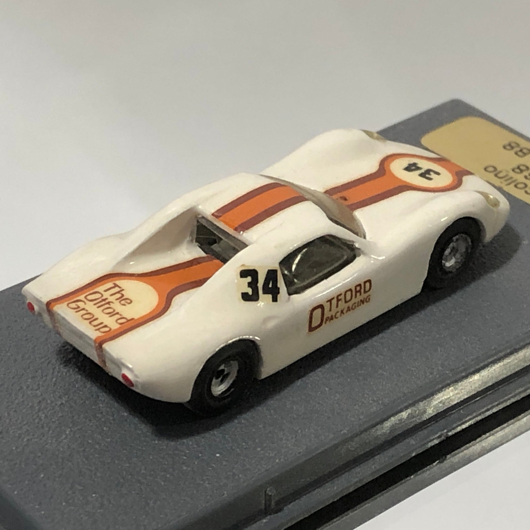 Chevron B8 N 34 1968 by Bellini Piccolino 1:76 (/F)(No box)