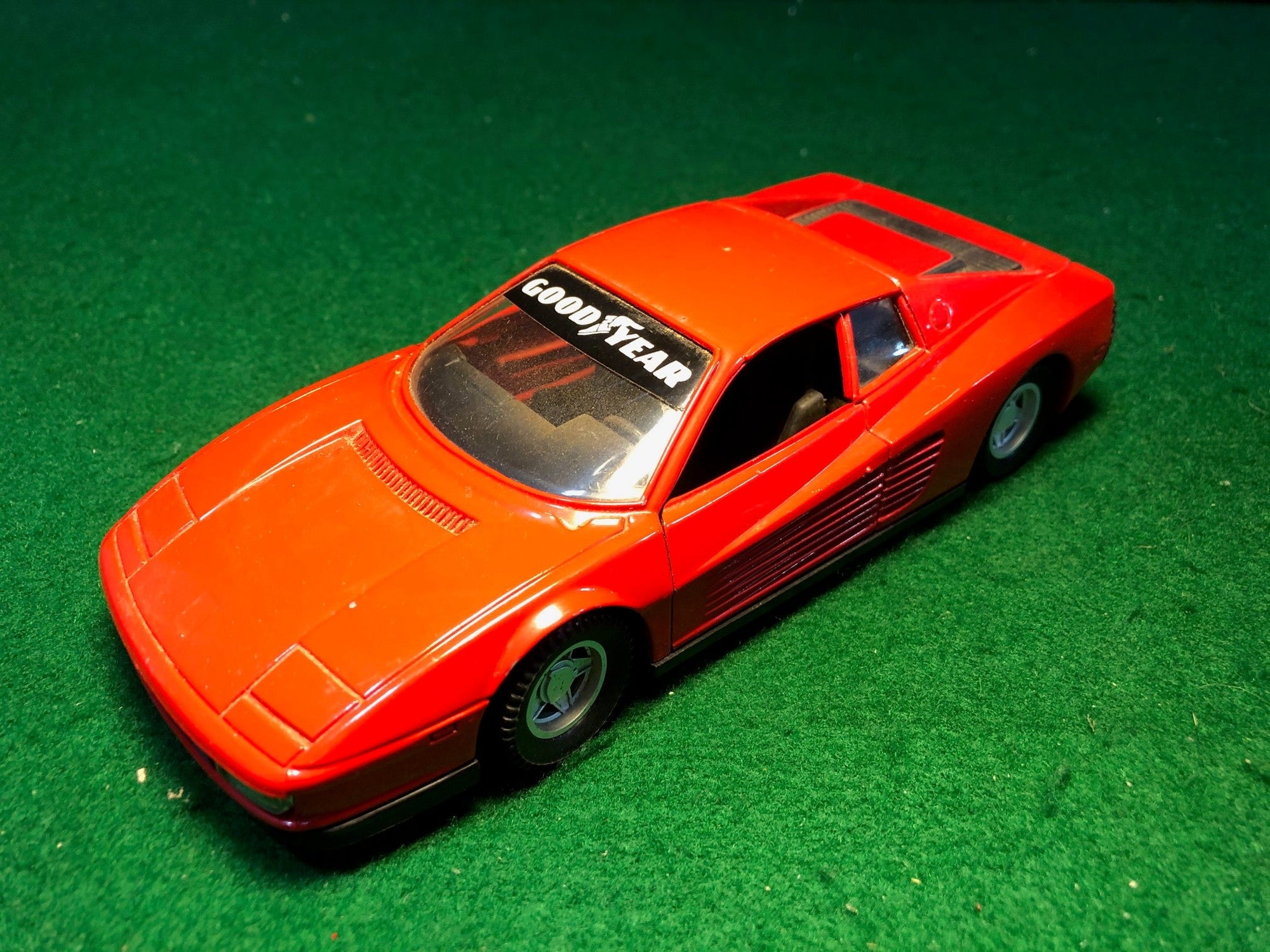 Ferrari Testarossa Red by Tonka - Polistil 1:25 (02306)(No box)