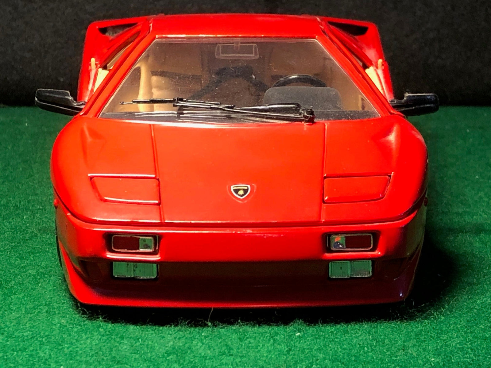 Lamborghini Diablo Red by Polistil / Tonka 1:18 (05337)(No box)