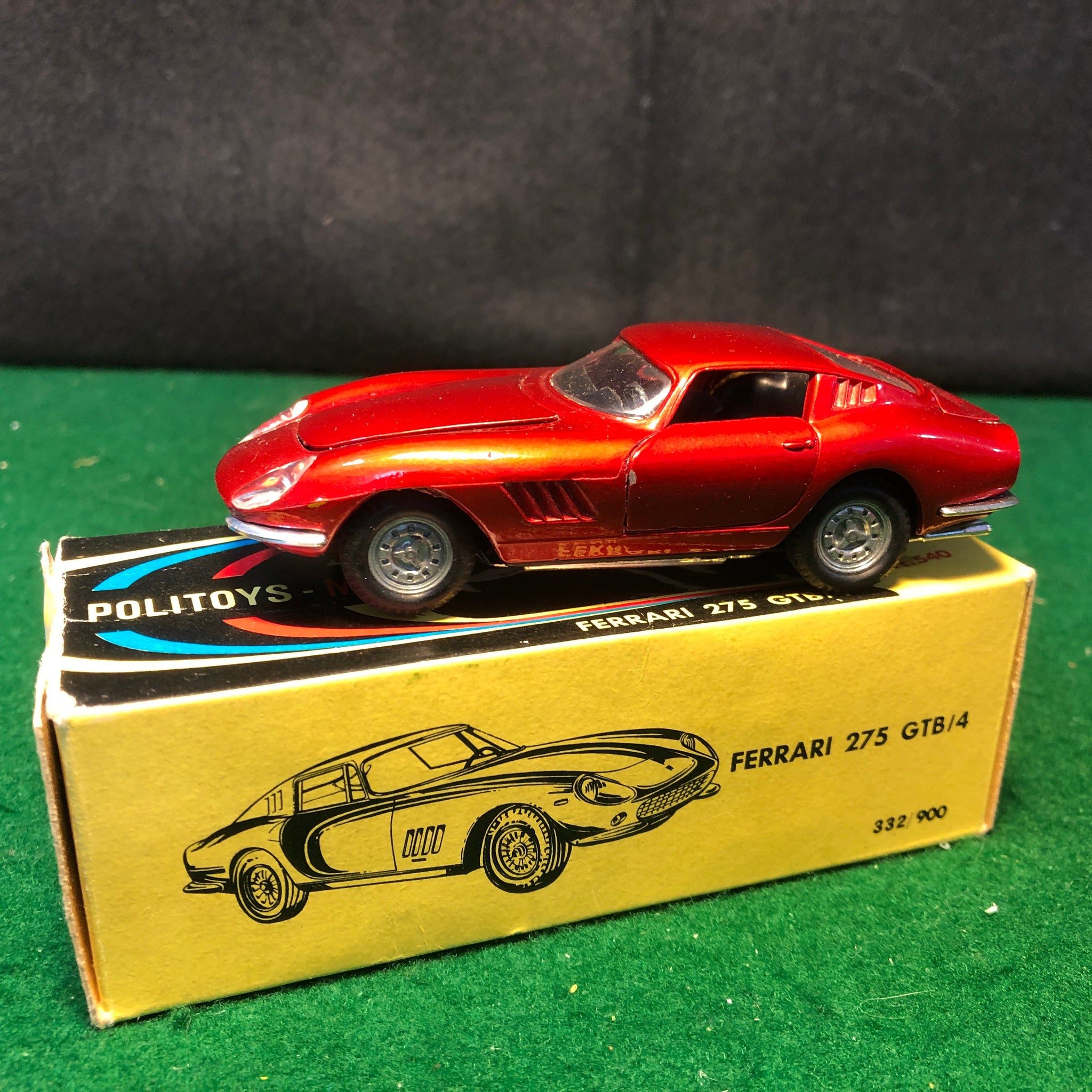 Ferrari 275 GTB/4 Red by Politoys 1:43 (540)