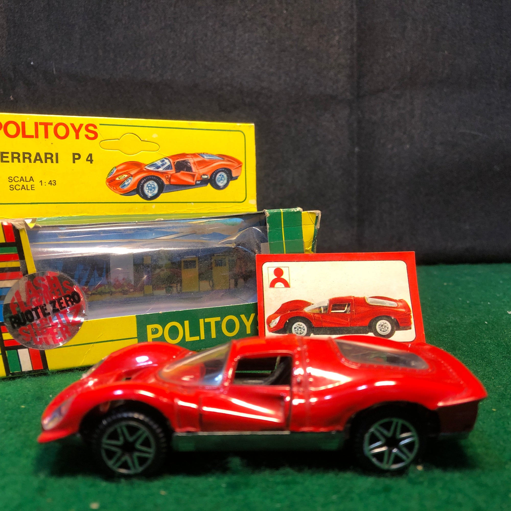 Ferrari 330 P4 Red by Politoys 1:43 (574)(Ruote Zero)