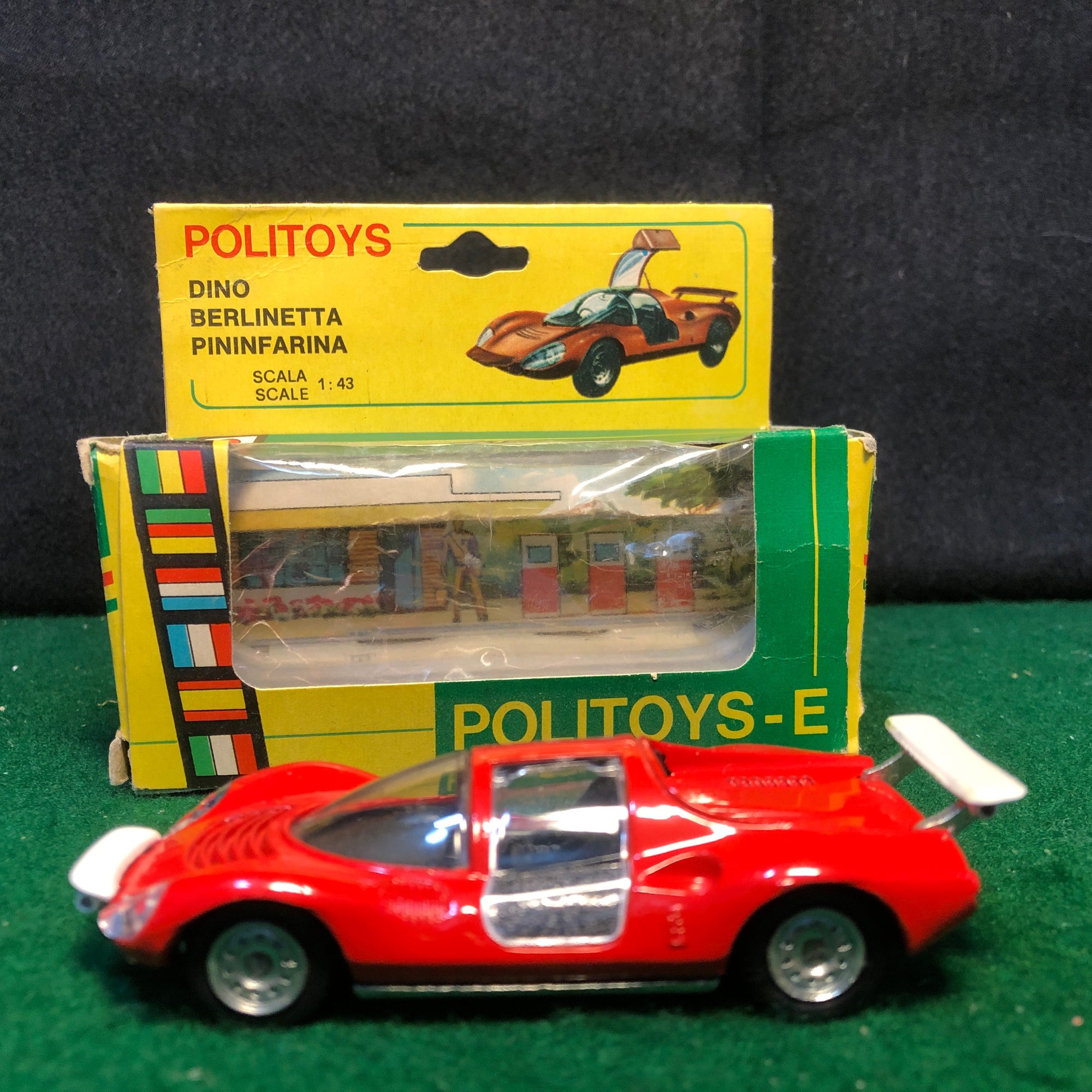Ferrari Dino 206 Sport Red by Politoys 1:43 (589)
