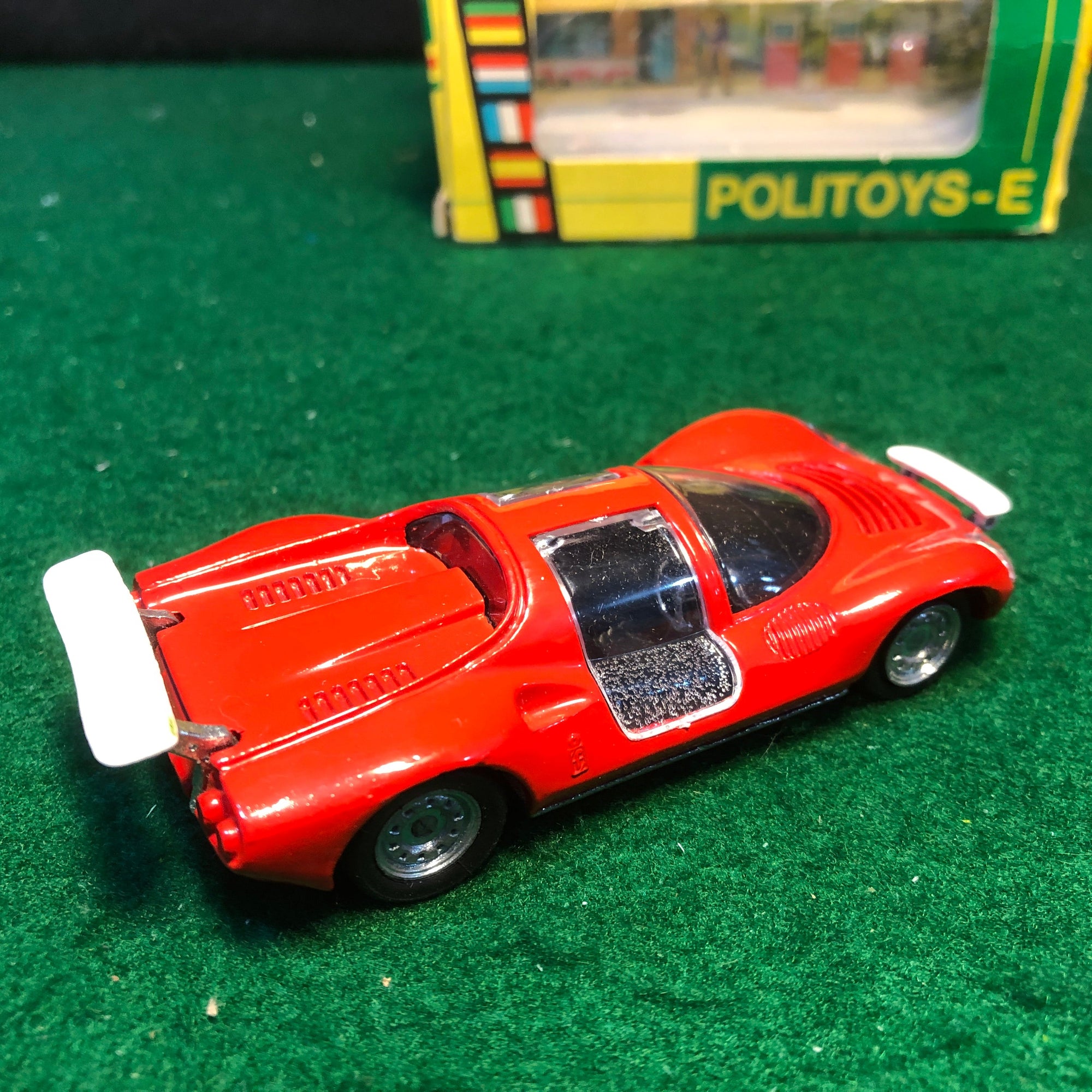 Ferrari Dino 206 Sport Red by Politoys 1:43 (589)