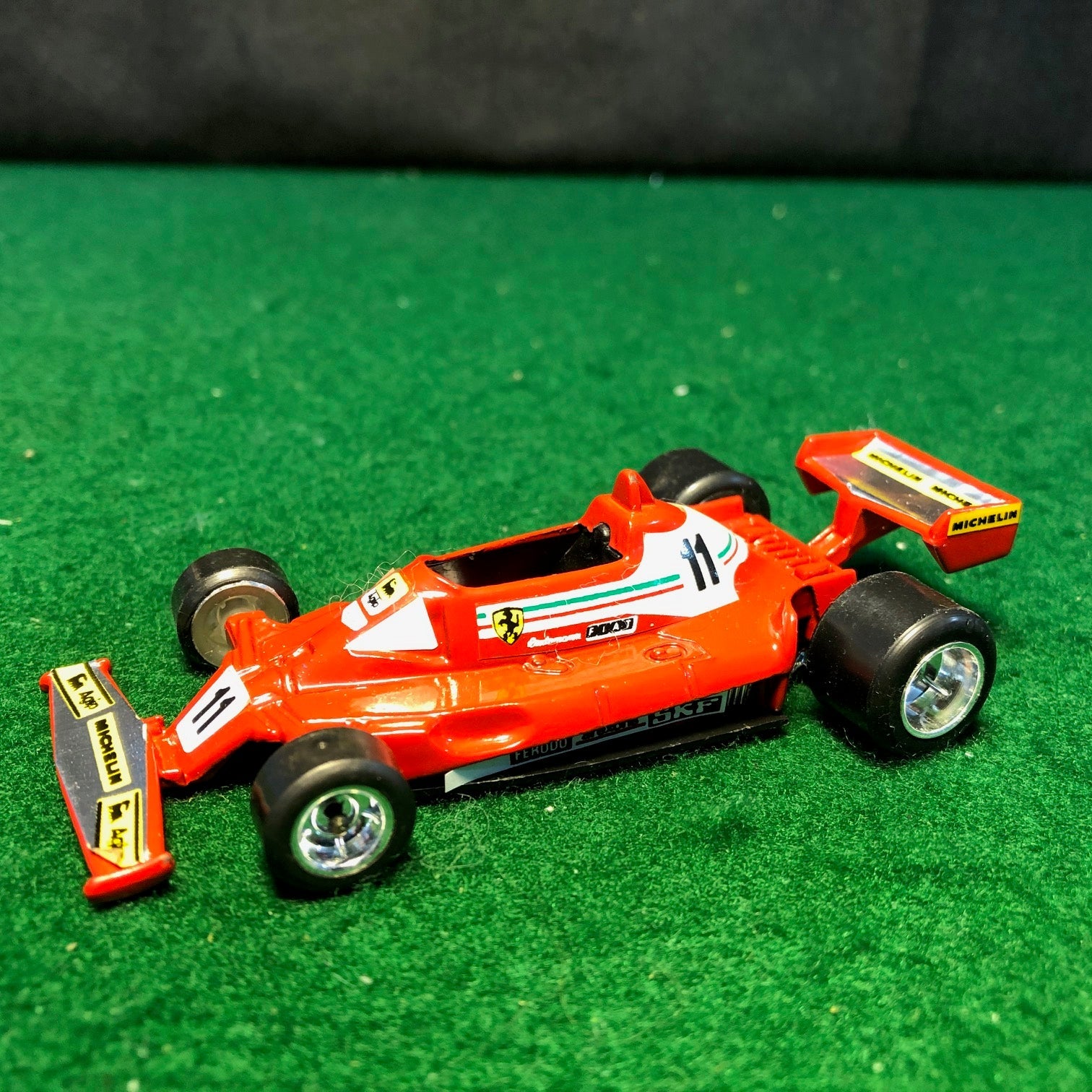 Ferrari 312 T2 N 11 Niki Lauda by Polistil 1:41 (CE107)(No box)