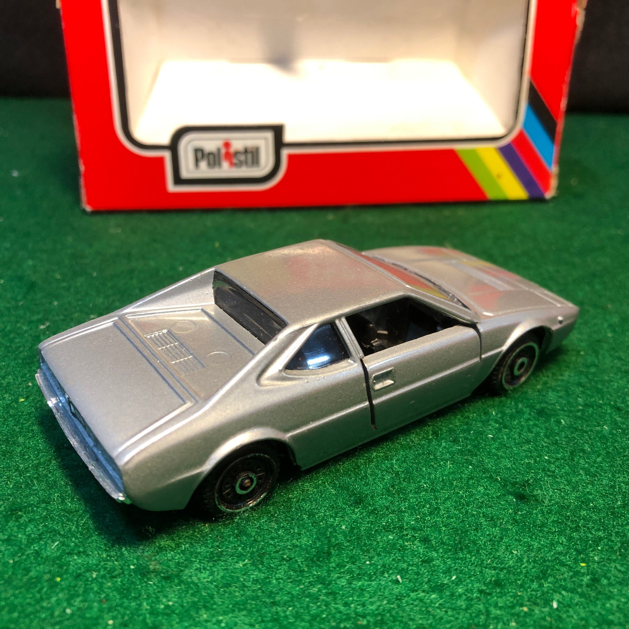 Ferrari 308 GT4 Dino 2+2 Silver by Polistil 1:43 (CE58)
