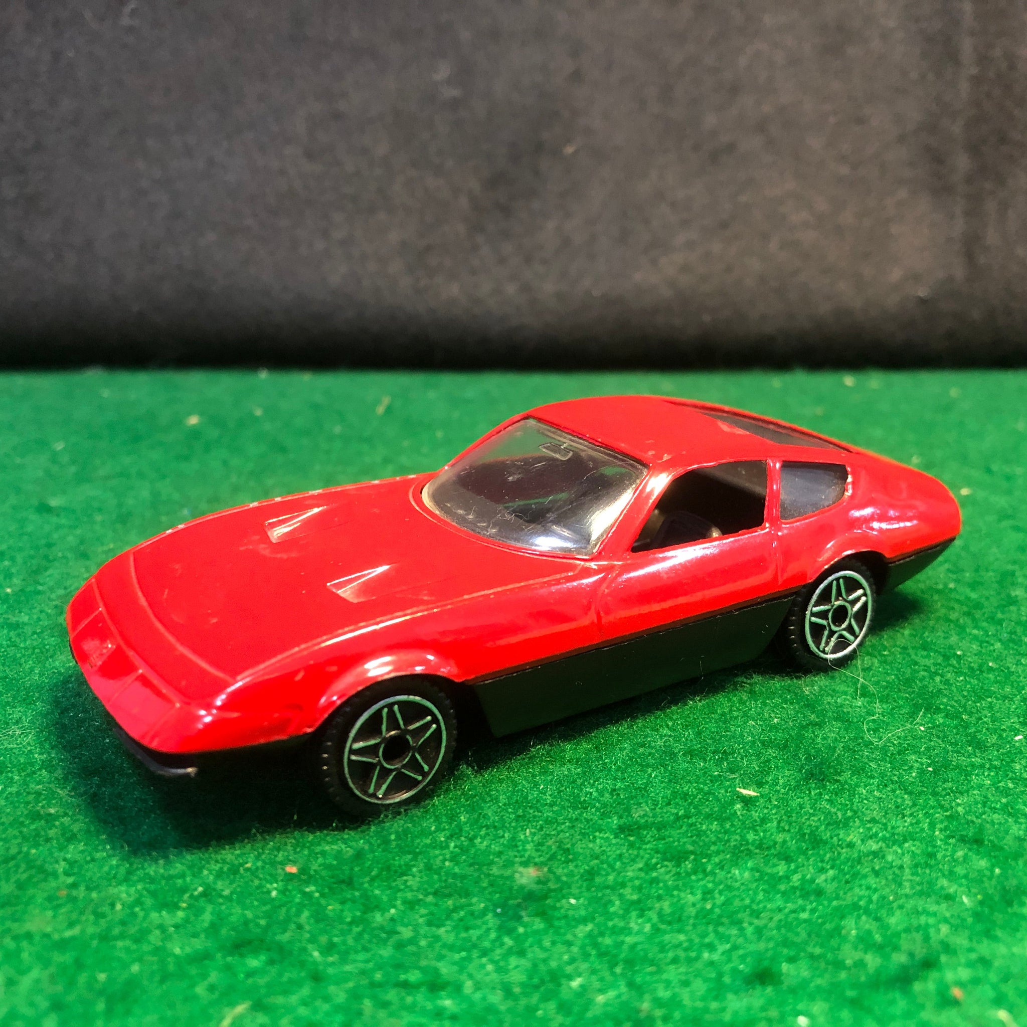 Ferrari 365 GTB/4 Daytona Red by Polistil 1:40 (E2002)(No box)