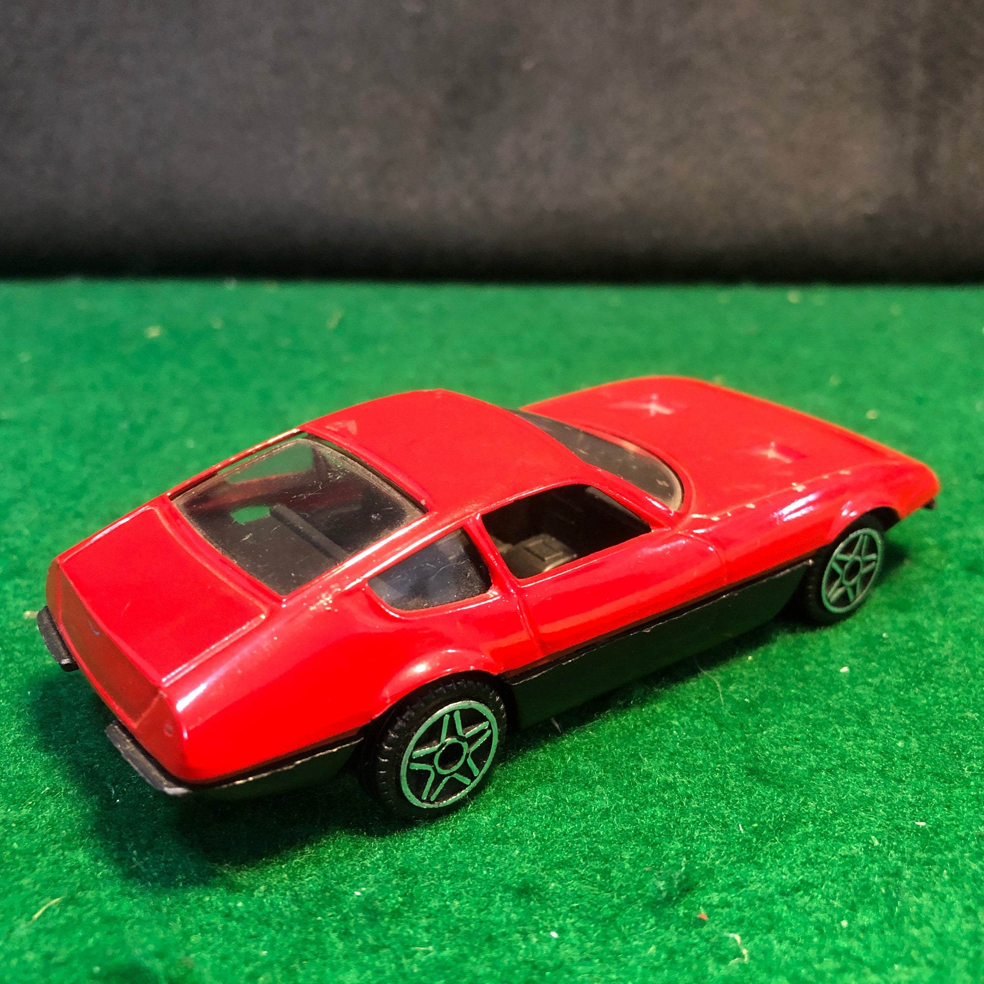 Ferrari 365 GTB/4 Daytona Red by Polistil 1:40 (E2002)(No box)