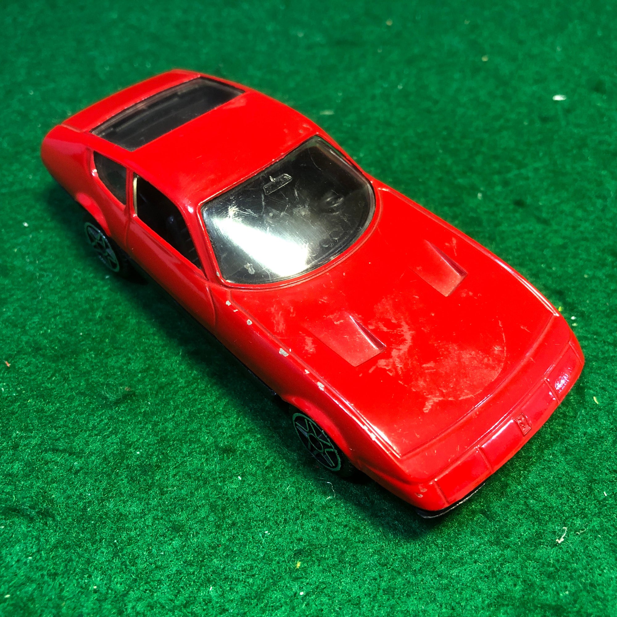 Ferrari 365 GTB/4 Daytona Red by Polistil 1:40 (E2002)(No box)