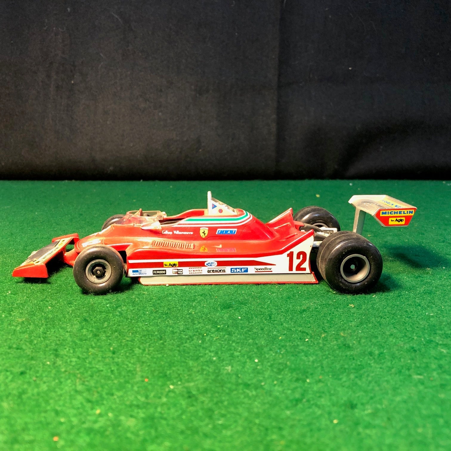Ferrari 312 T4 F1 Gilles Villeneuve N 12 1:22 (polistil-fg3)(No box)