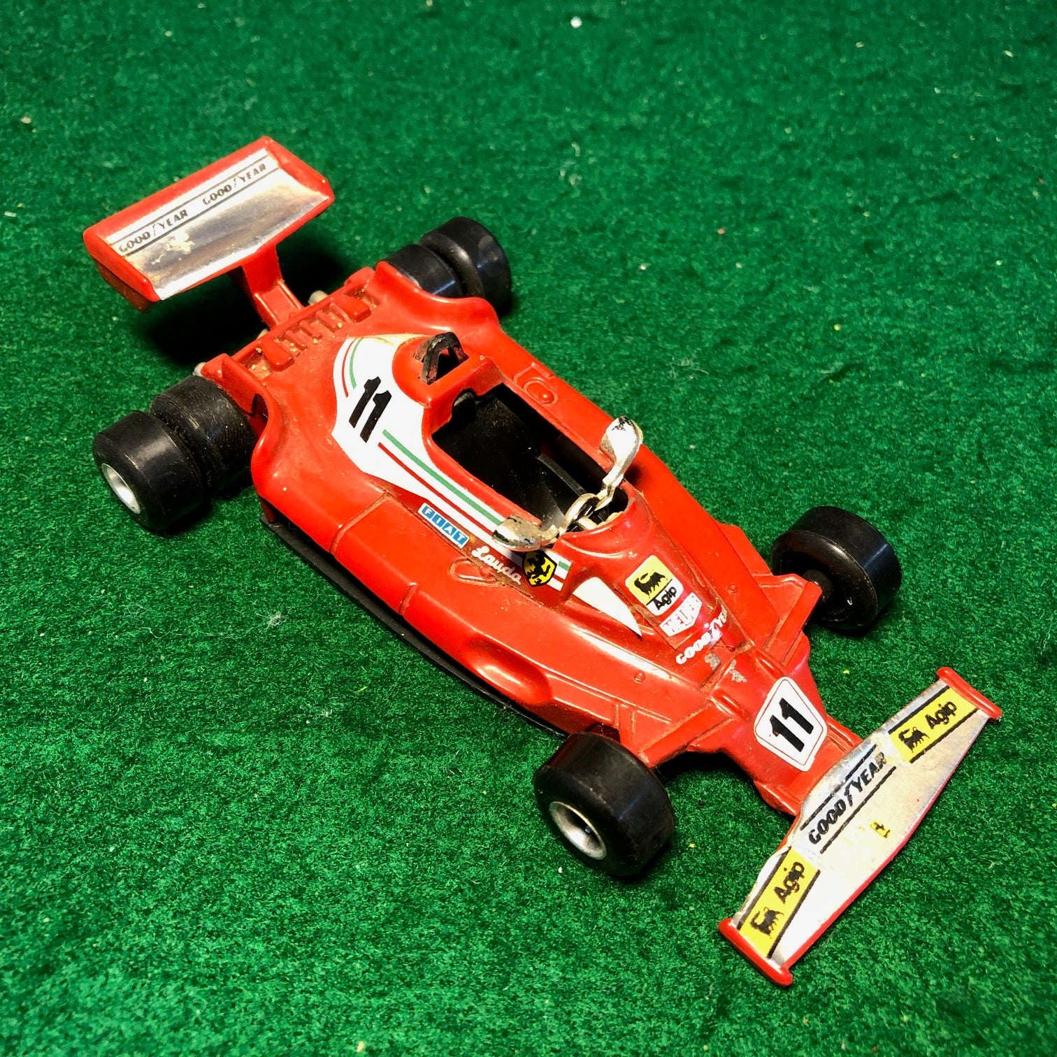 Ferrari 312 T2 6-Wheels N 11 Niki Lauda by Polistil 1:32 (FK10)(No box)