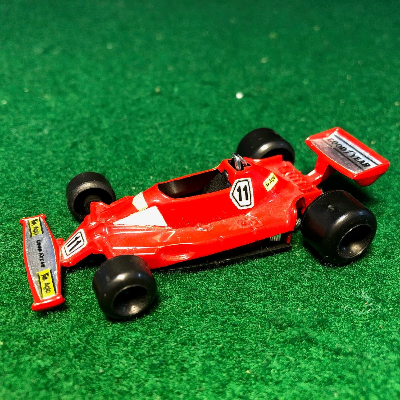 Ferrari 312 T2 N 11 Niki Lauda by Polistil 1:55 (rj55)(No box)