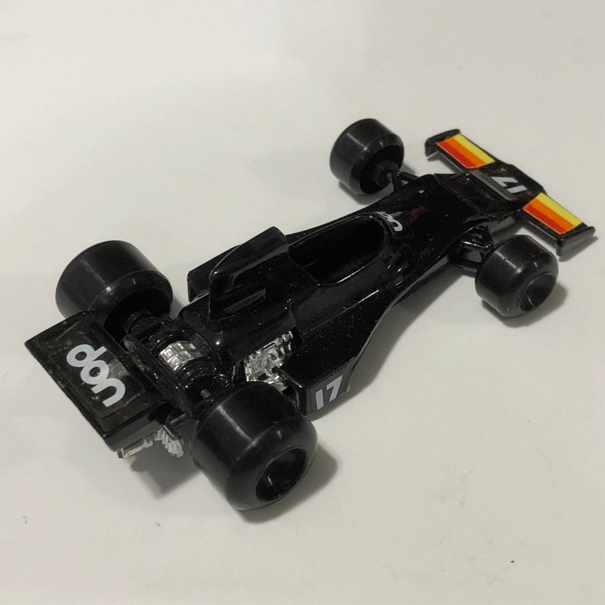 UOP Shadow F1 N 17 by Polistil 1:64 (RJ6)
