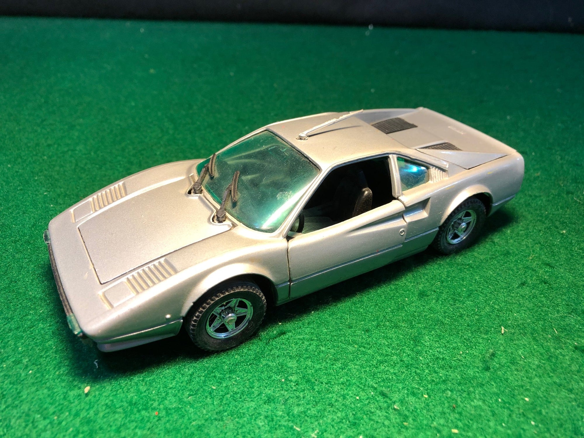 Ferrari 308 GTB Silver by Polistil 1:25 (S661)(No box)
