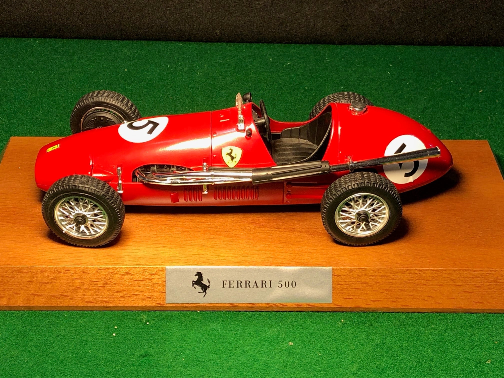 Ferrari 500 F2 World Champion N 5 Wood Base by Polistil 1:16 (TG19)