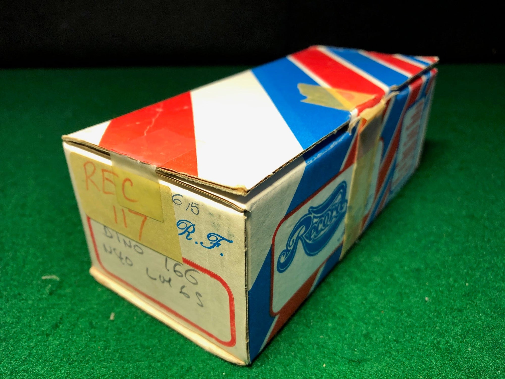 Ferrari Dino 166 N 40 Le Mans 1965, by Record 1:43 (117)