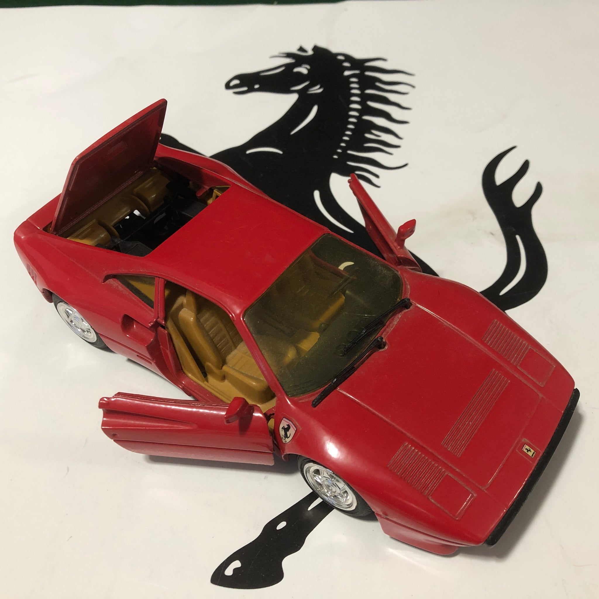Ferrari 288 GTO Red by Revell 1:24 (8601)(No box)