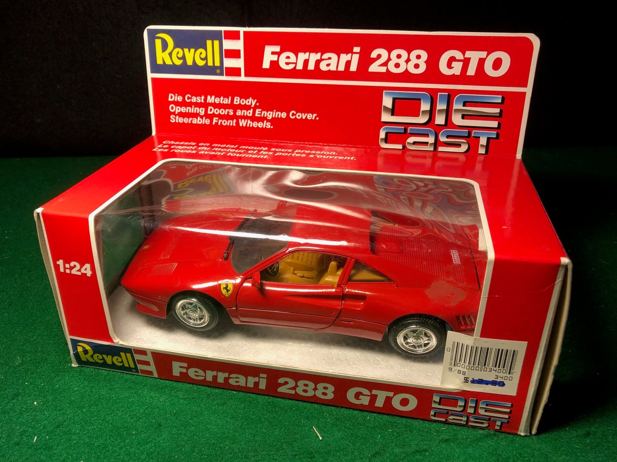 Ferrari 288 GTO Red by Revell 1:24