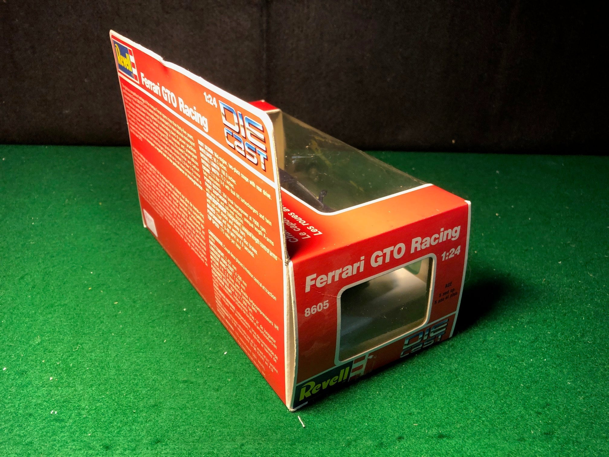 Ferrari 288 GTO European University Dark Blue by Revell 1:24