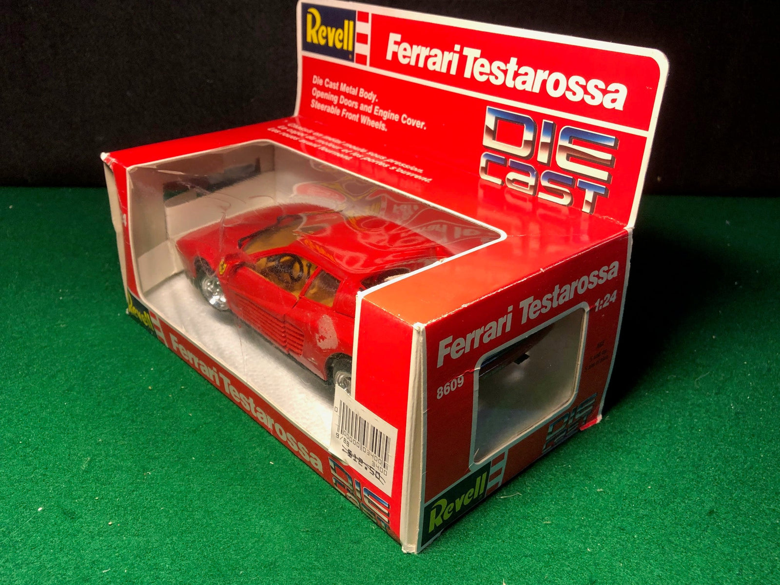 Ferrari Testarossa Red by Revell 1:24