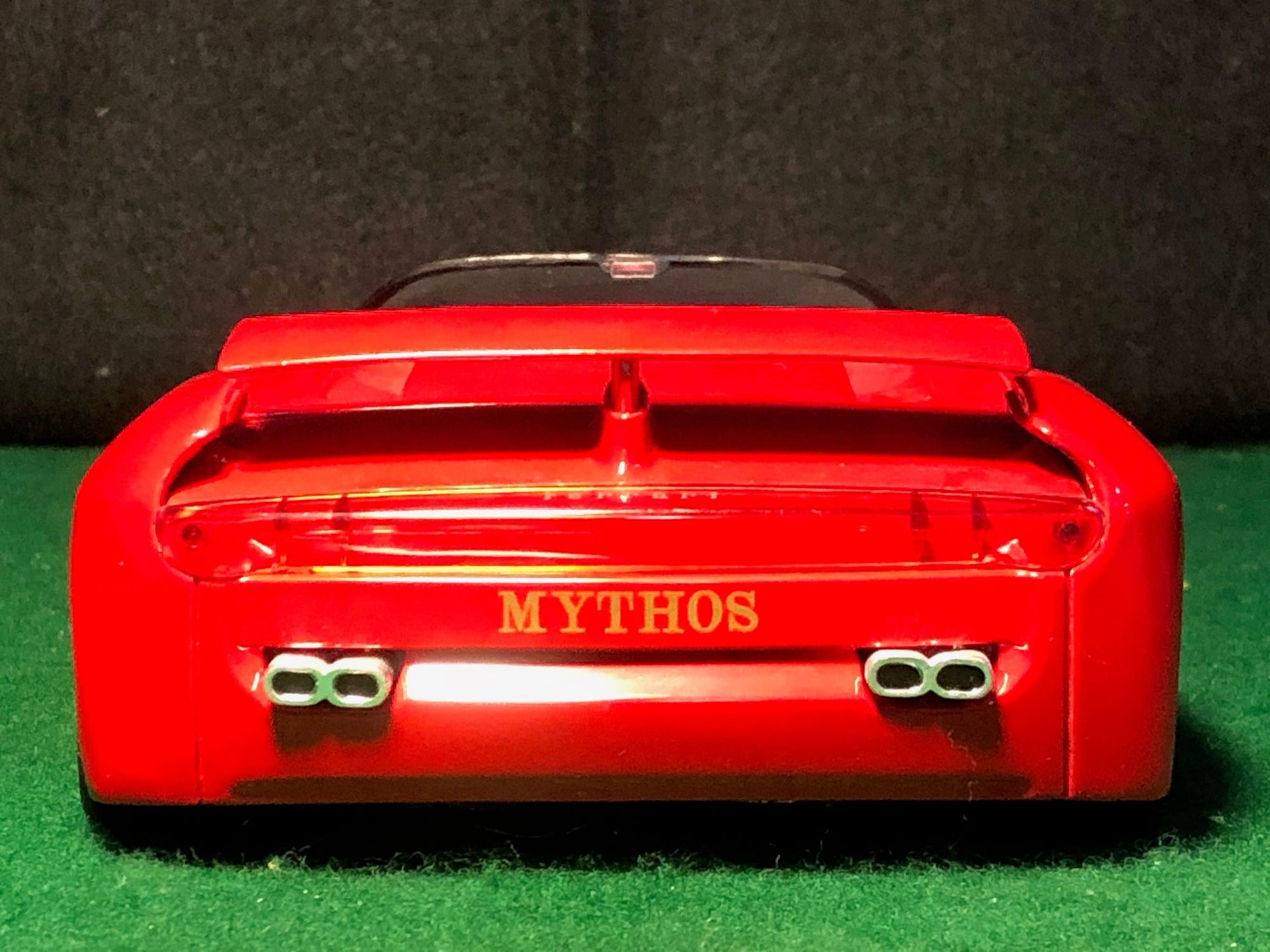Ferrari Mythos Pininfarina by Revell 1:18 (8659)(No box)