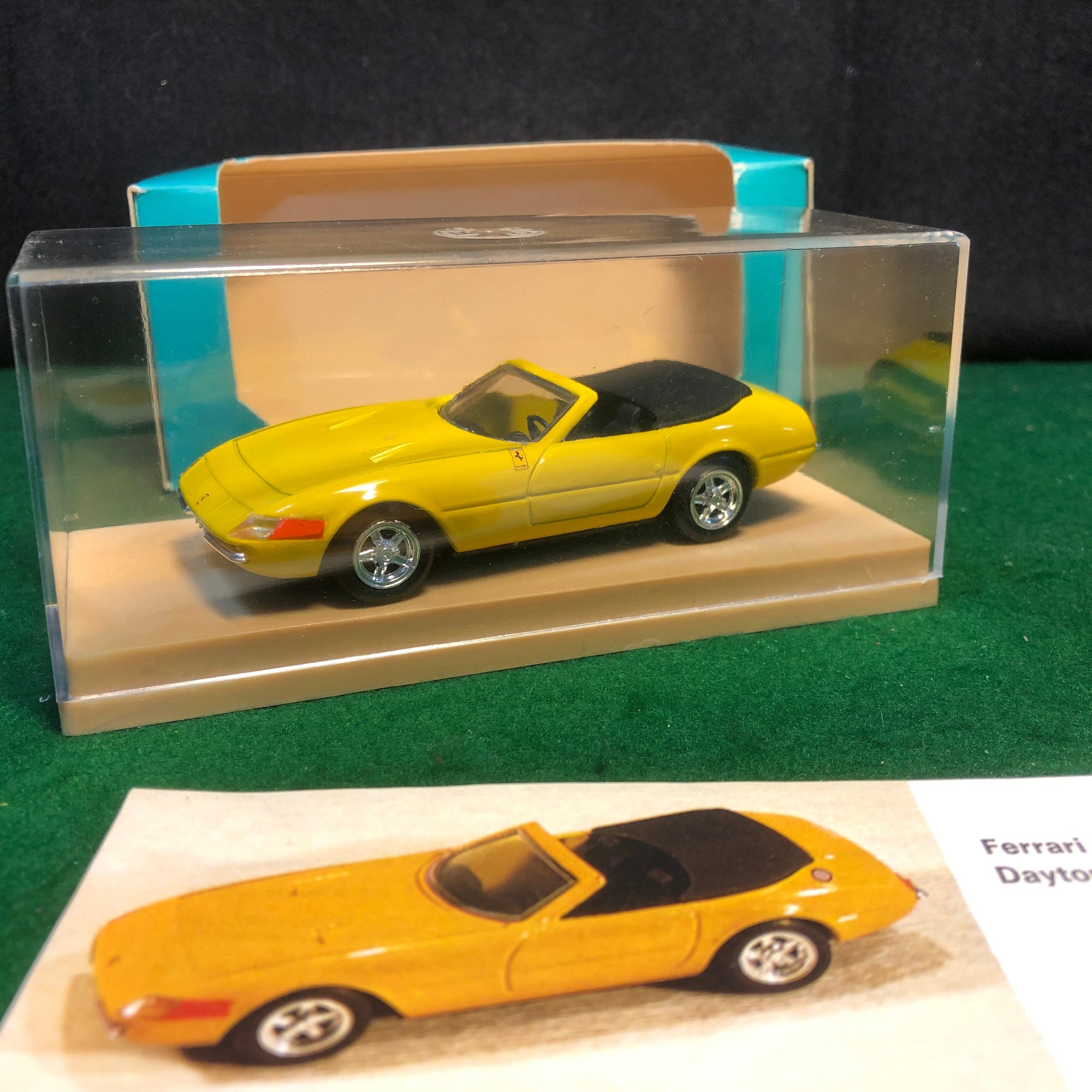 Ferrari 365 GTS/4 Daytona Yellow by Rio 1:43 (R2)