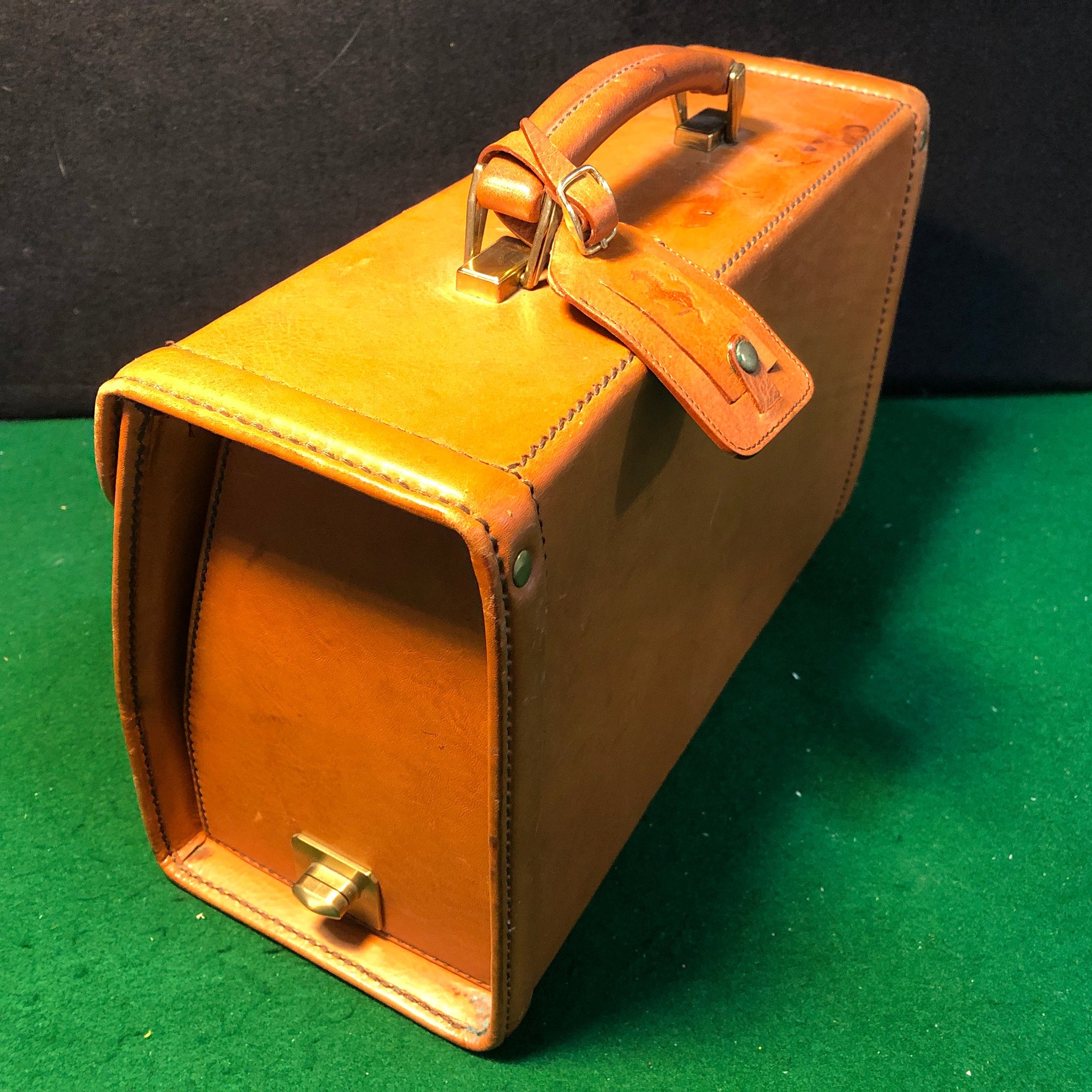 Ferrari 348 Schedoni Leather Double-Case Set