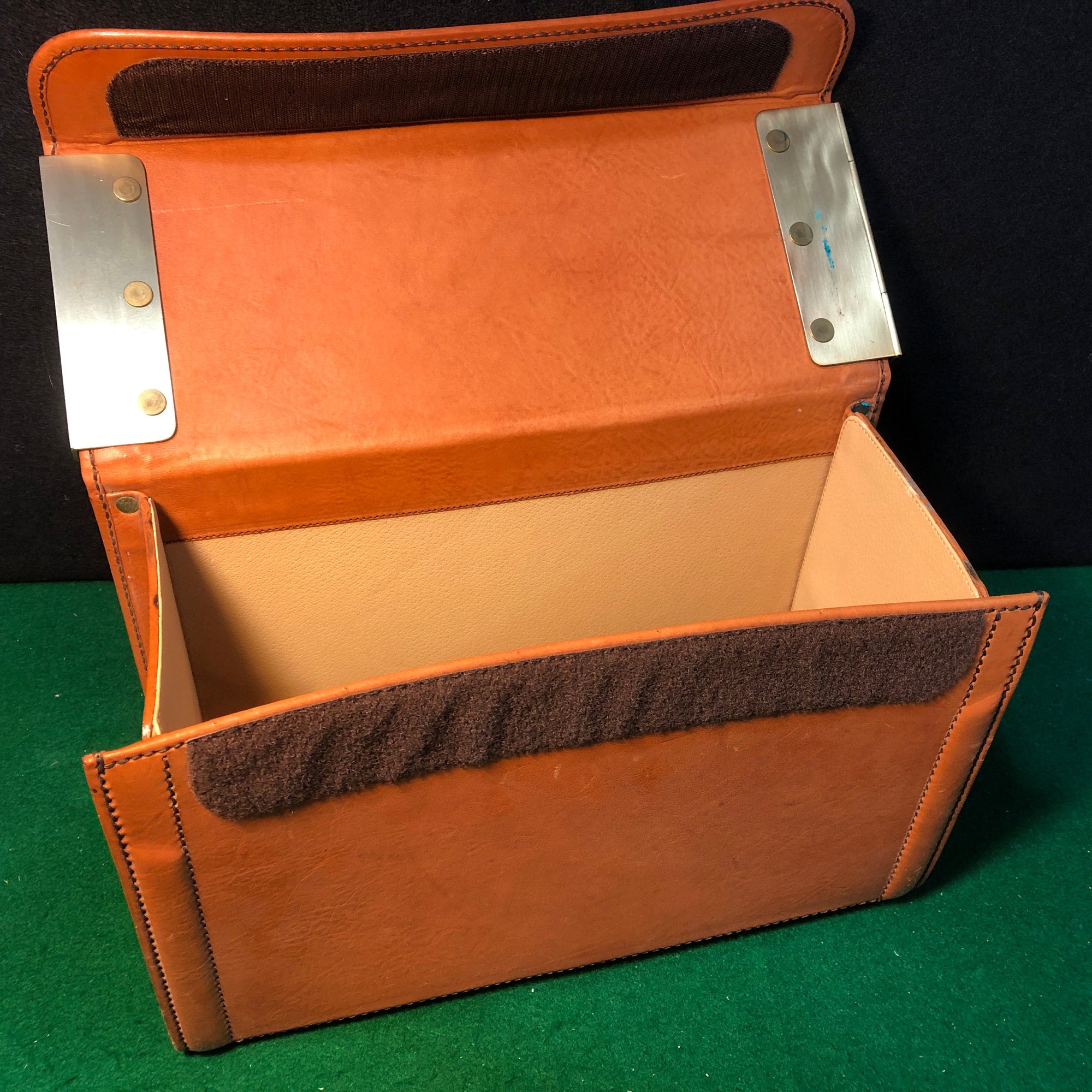 Ferrari 348 Schedoni Leather Double-Case Set