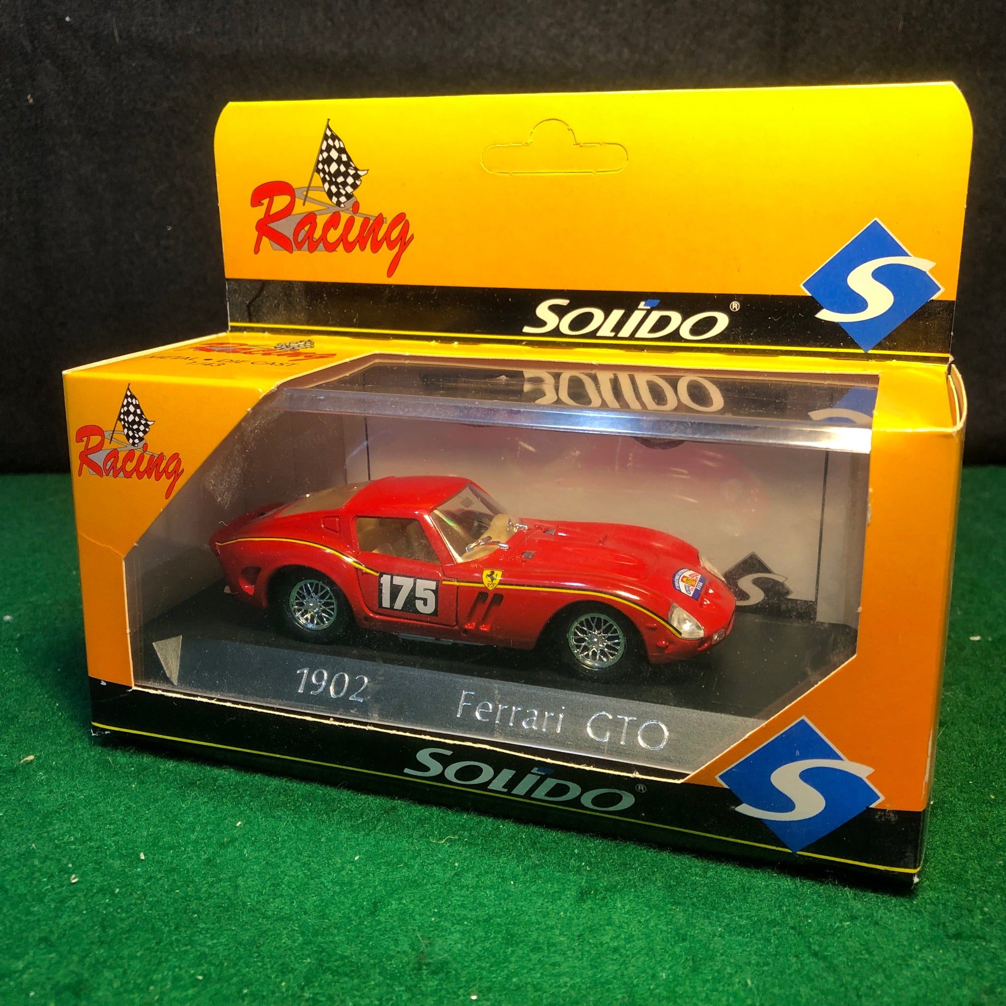 Ferrari 250 GTO 1964 Red N 175 by Solido 1:43 (1902)