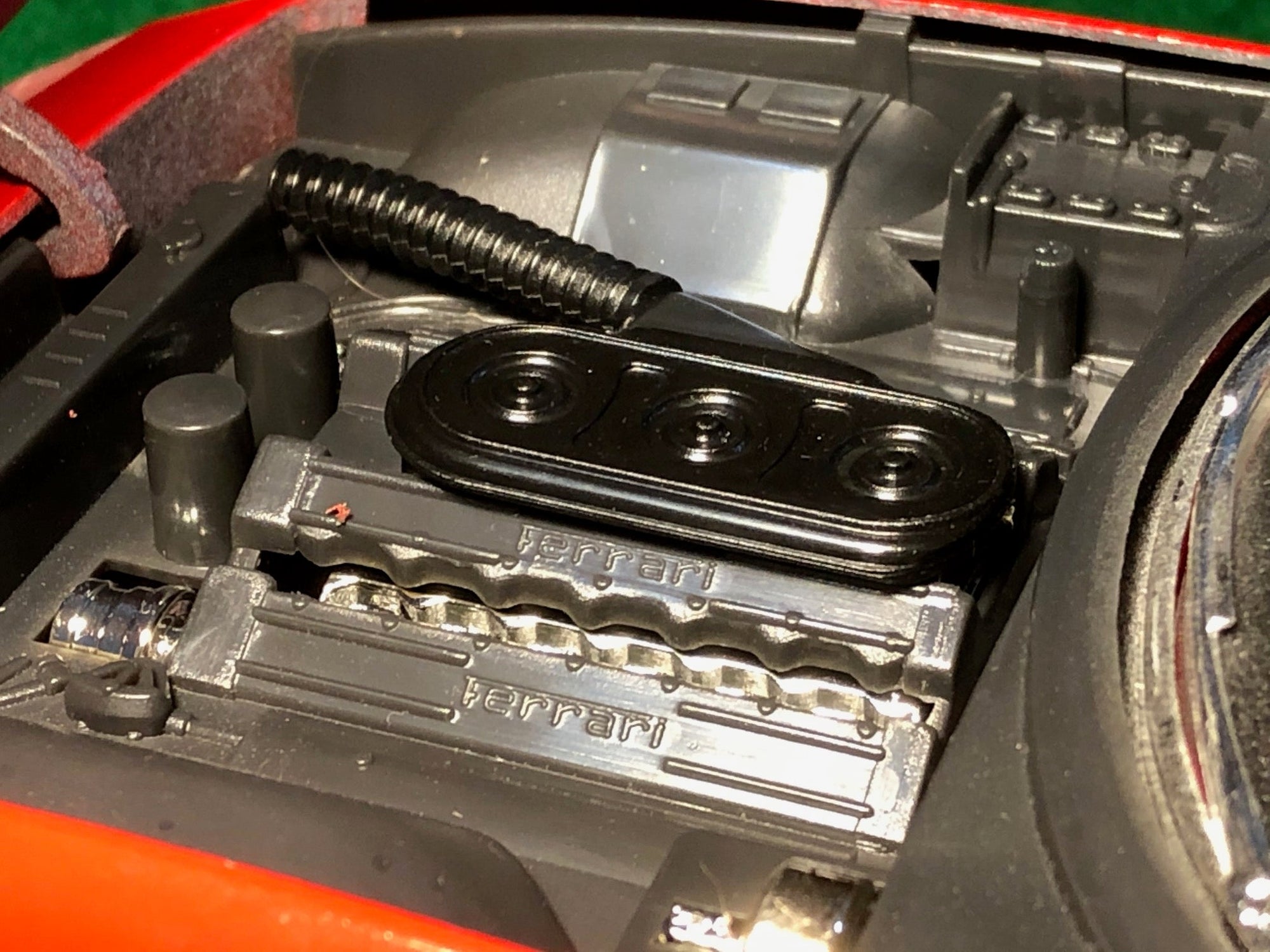 Ferrari 365 GTS Red by Solido 1:18 (8017)(No box)