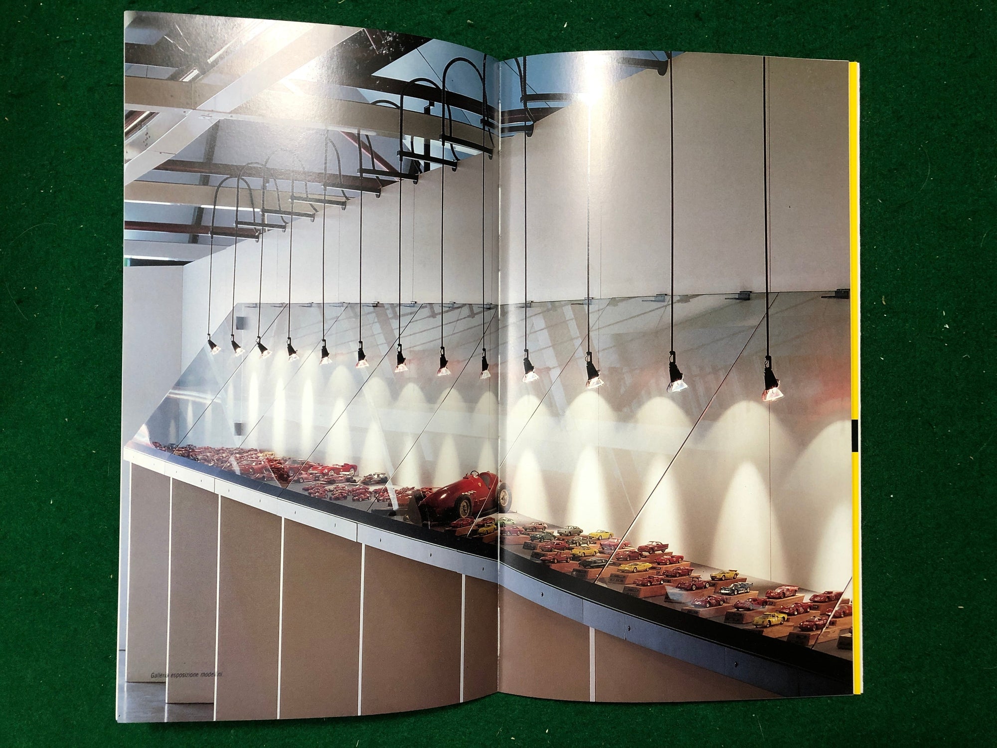 Galleria Ferrari Guide & Program