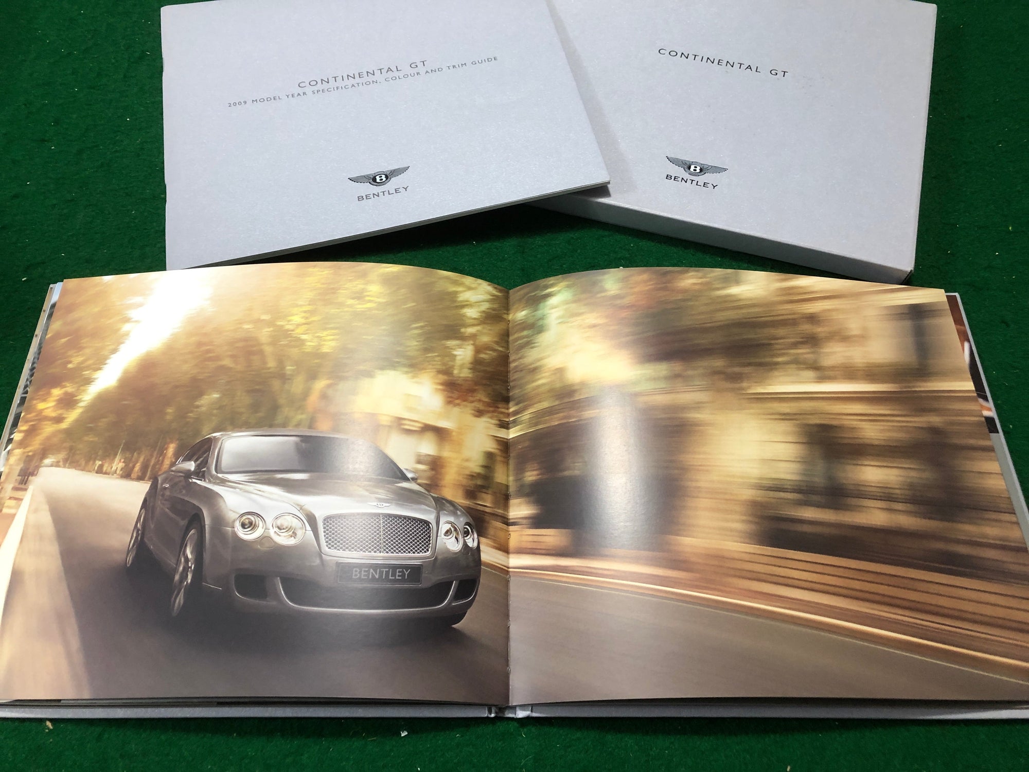 Bentley Continental GT Deluxe Brochure