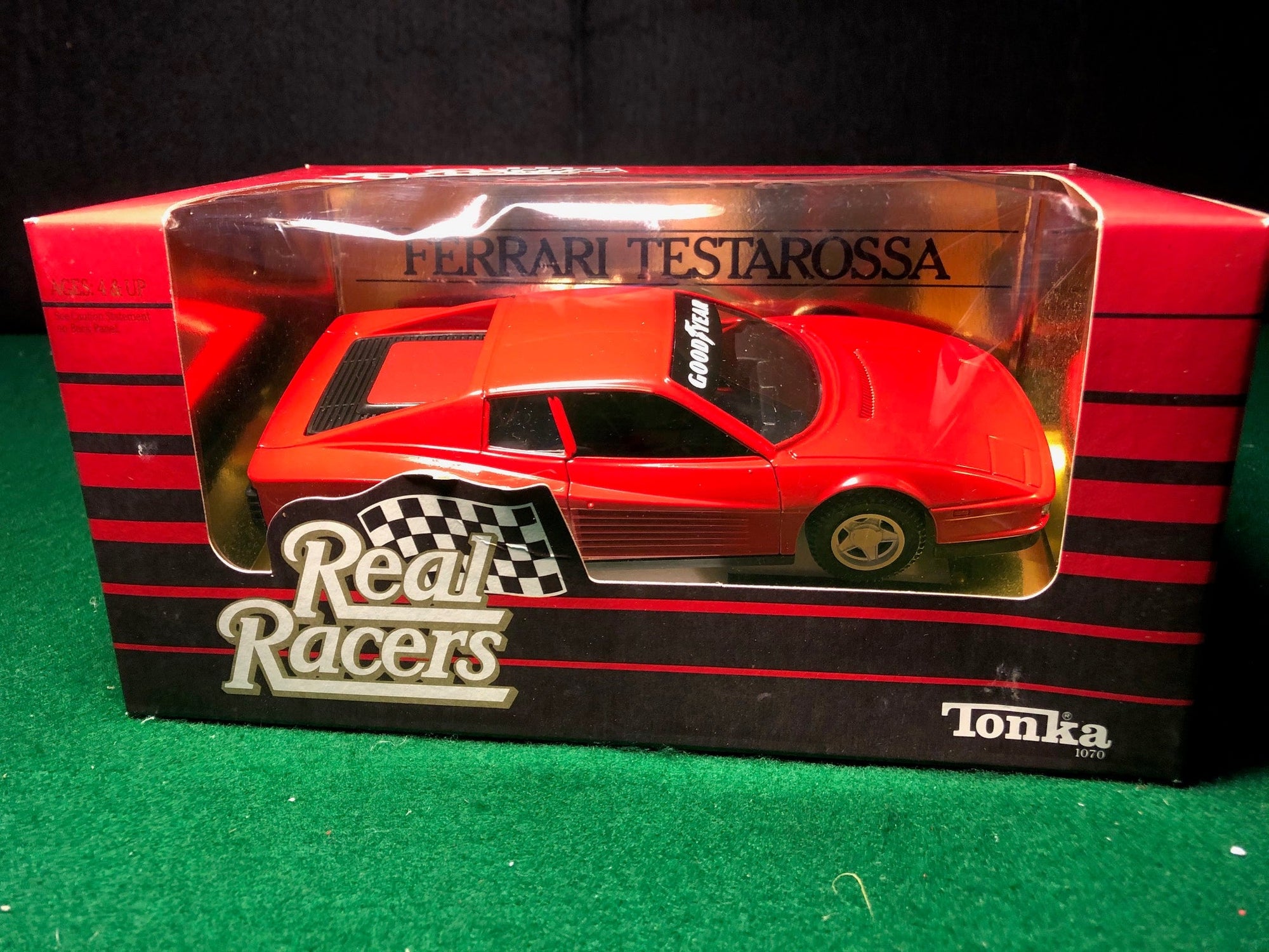 Ferrari Testarossa Red by Tonka 1:25