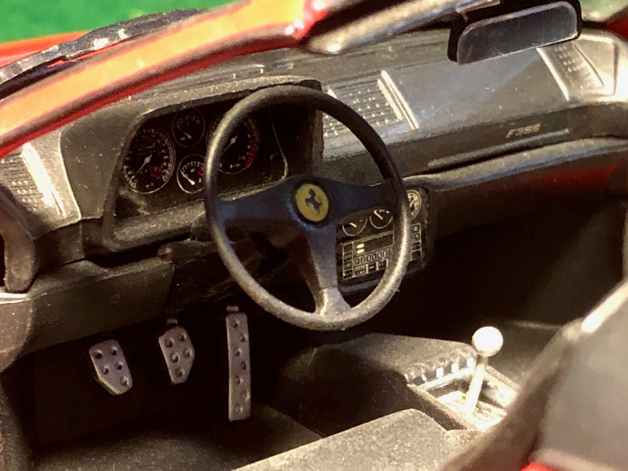 Ferrari 355 Spider Red by UT Models 1:18 (74030)