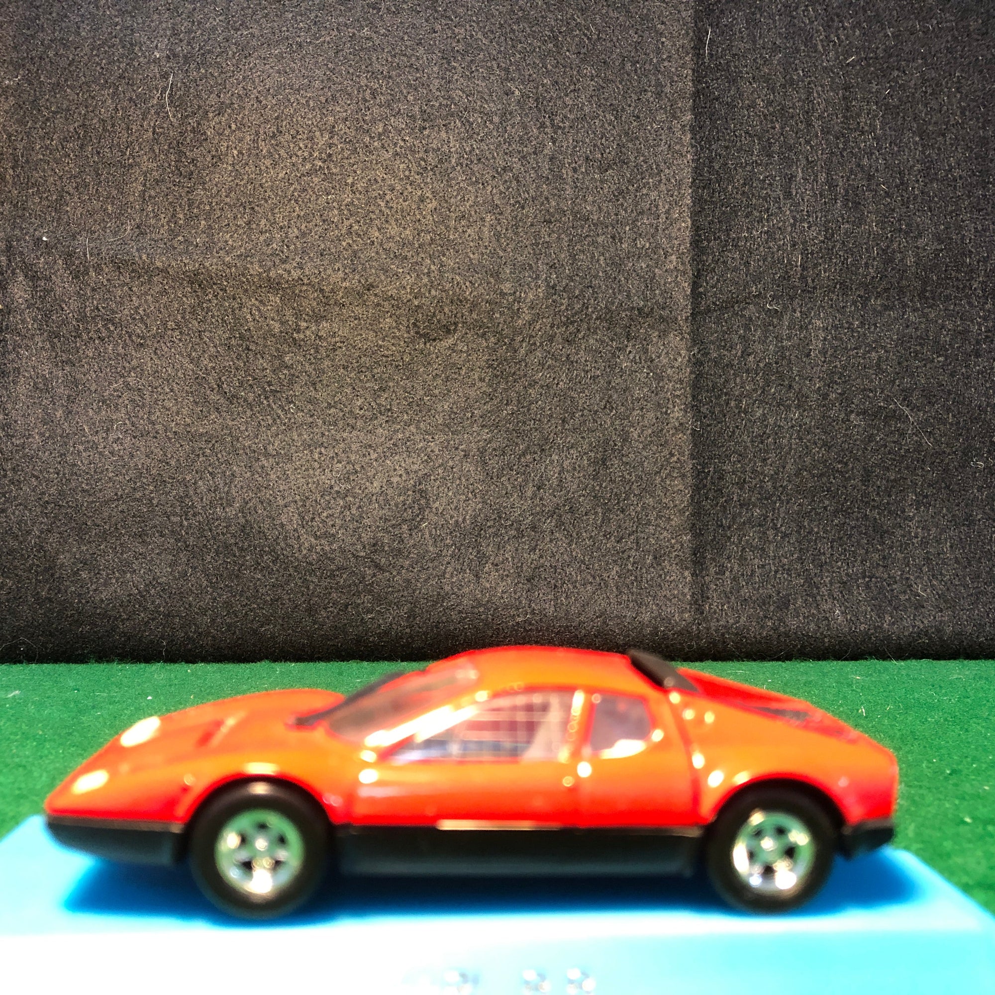 Ferrari 365 GT/4 BB Red-Black by Verem 1:43 (411)