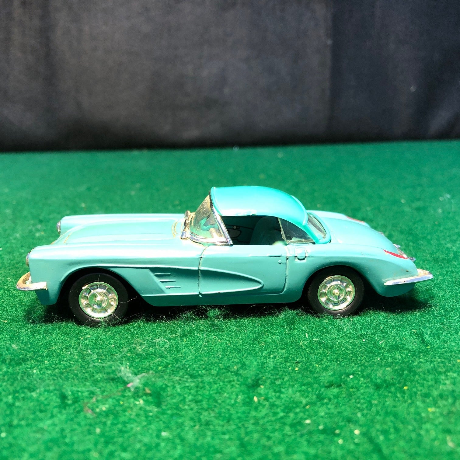 Chevrolet Corvette Pastel Blue by Vitesse 1:43 (113)(No box)