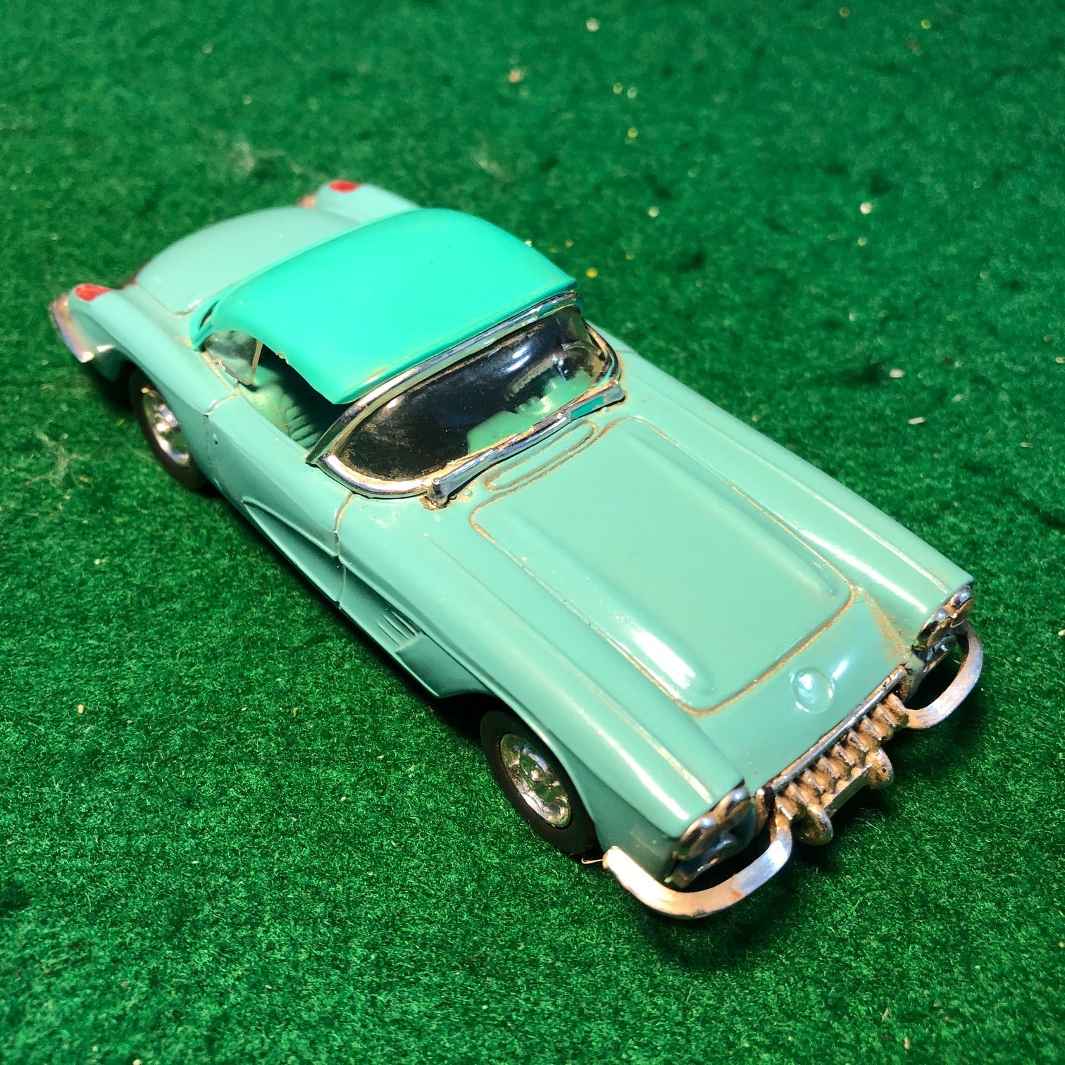 Chevrolet Corvette Pastel Blue by Vitesse 1:43 (113)(No box)