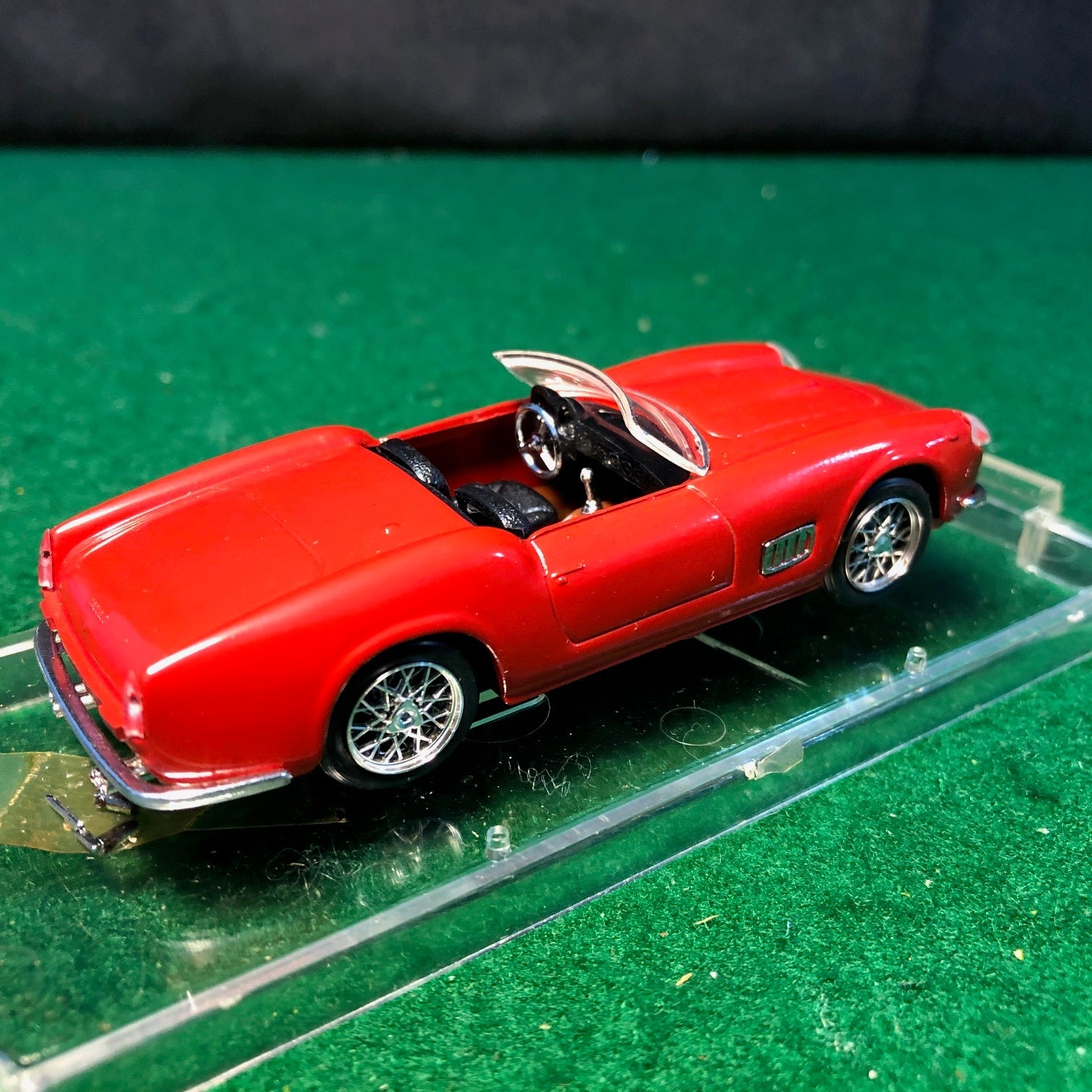 Ferrari 250 California Spyder Open Cabriolet by Vitesse 1:43 (140)(DC)