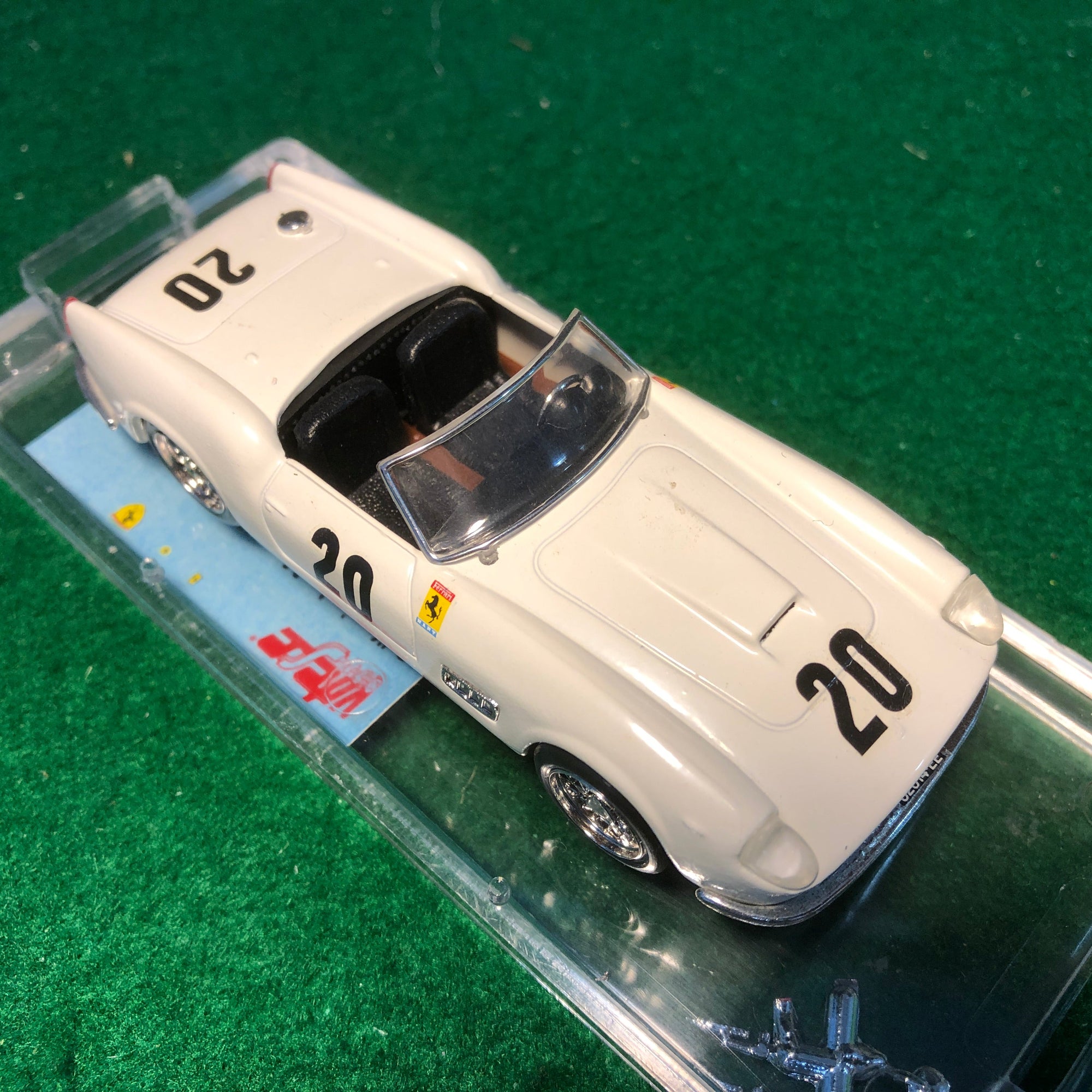 Ferrari 250 California Spyder N 20 Le Mans 1960 by Vitesse 1:43 (141)