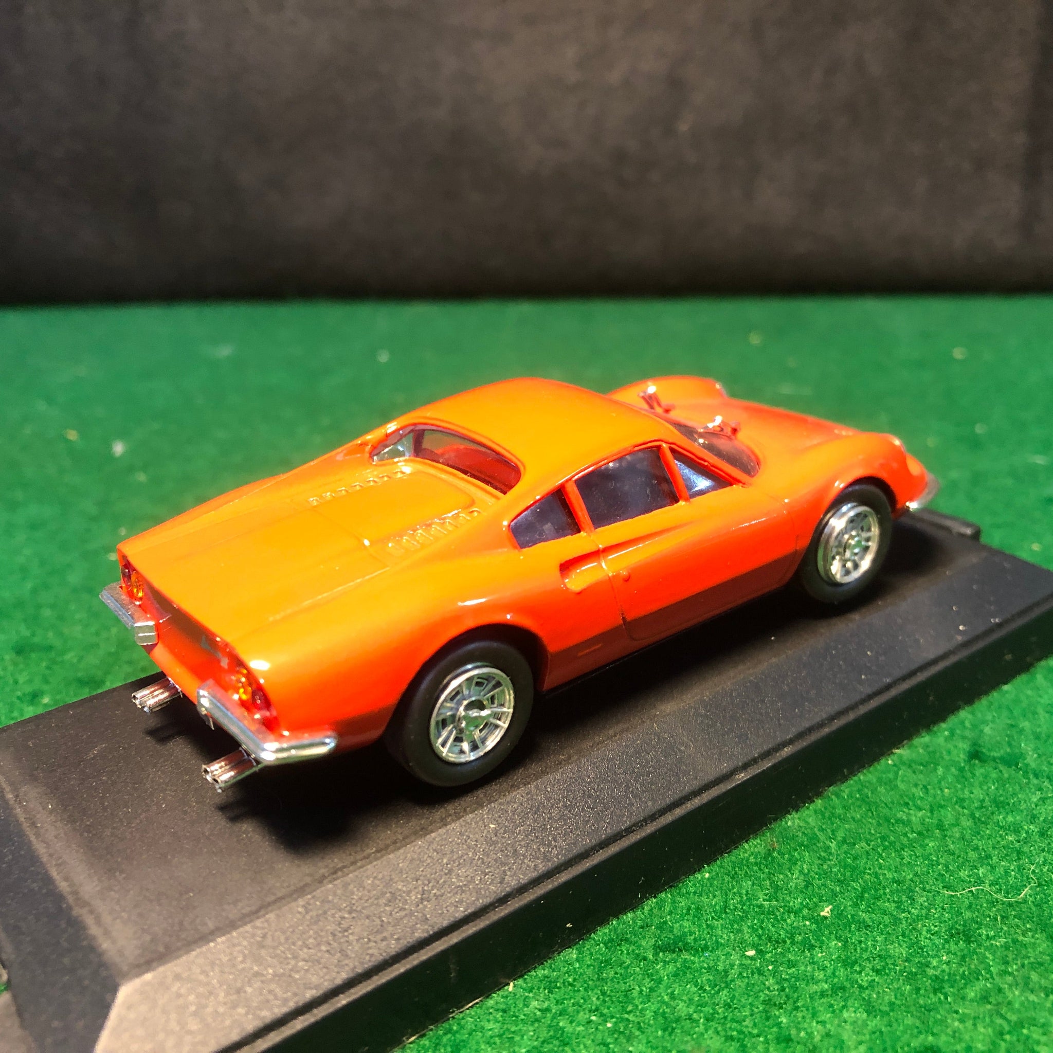 Ferrari 246 GT Dino Orange by Vitesse 1:43 (540)