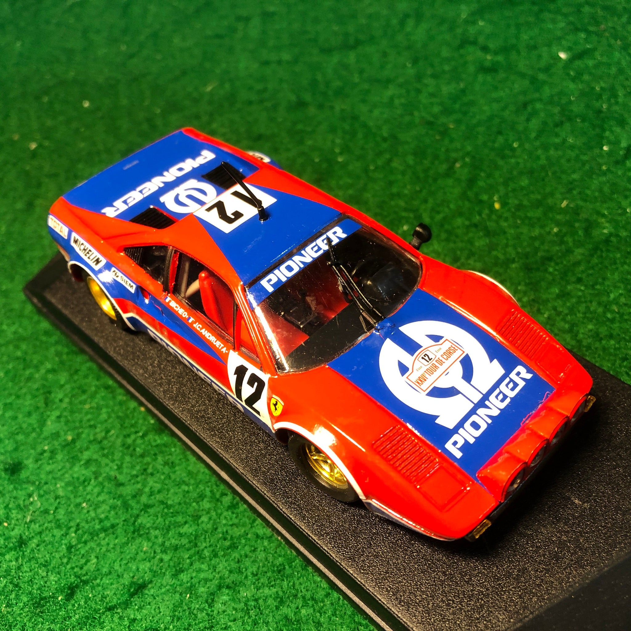 Ferrari 308 GTB N 12 Tour de Corse 1982 Andruet - Bicheby Vitesse 1:43 (L001)