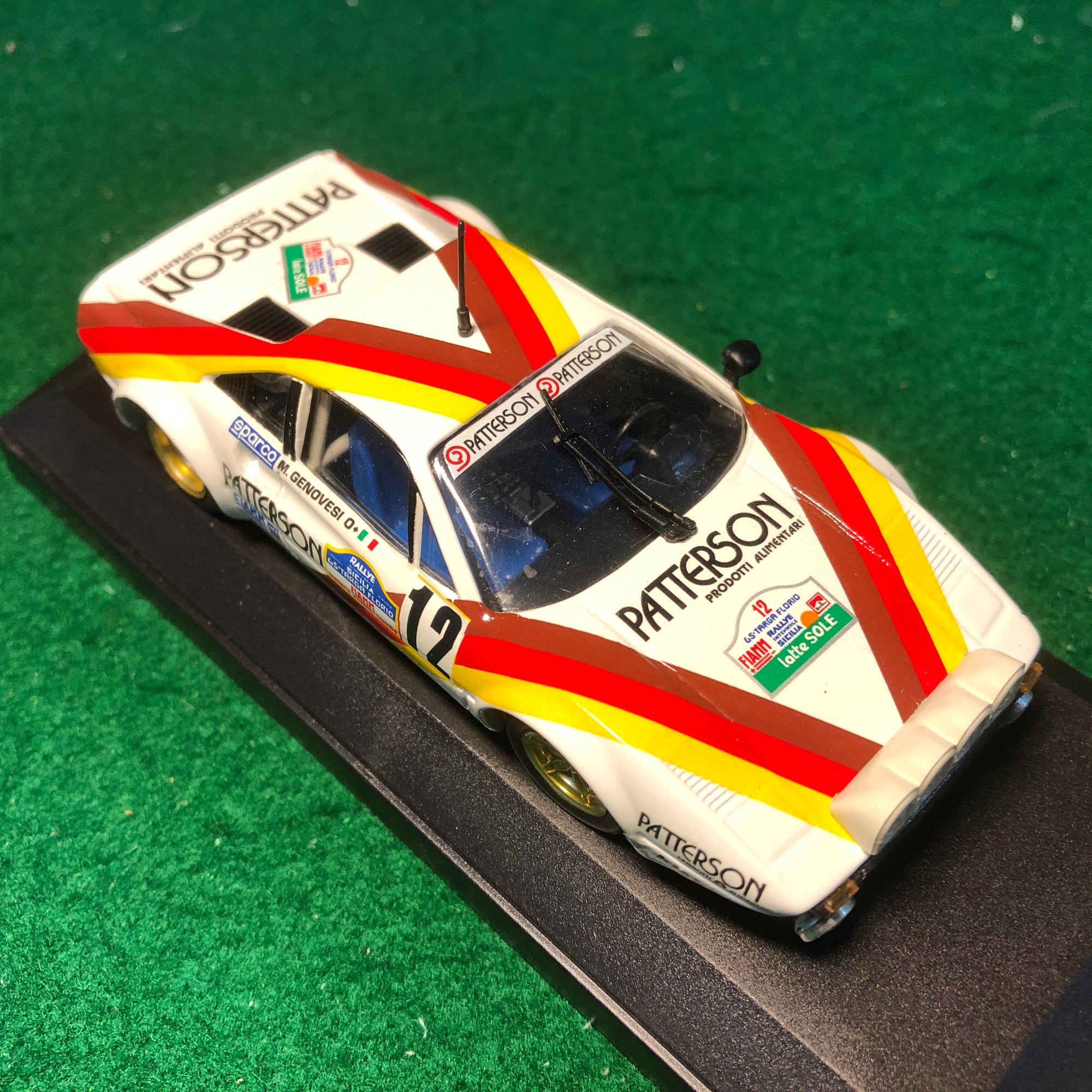 Ferrari 308 GTB N 12 Targa Florio 1982 Liviero - Genovesi by Vitesse 1:43 (L011)