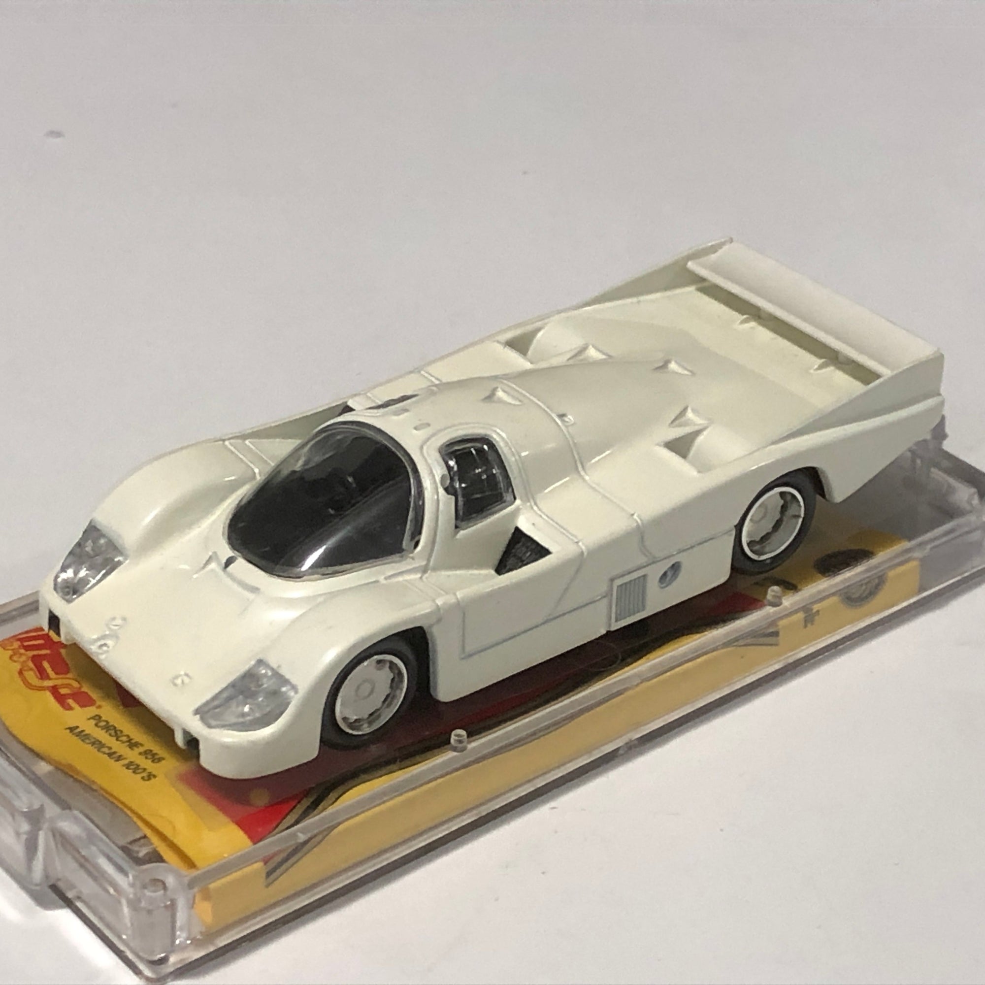 Porsche 956 Le Mans 1985 American 100's N 33 by Vitesse 1:43 (SM29)