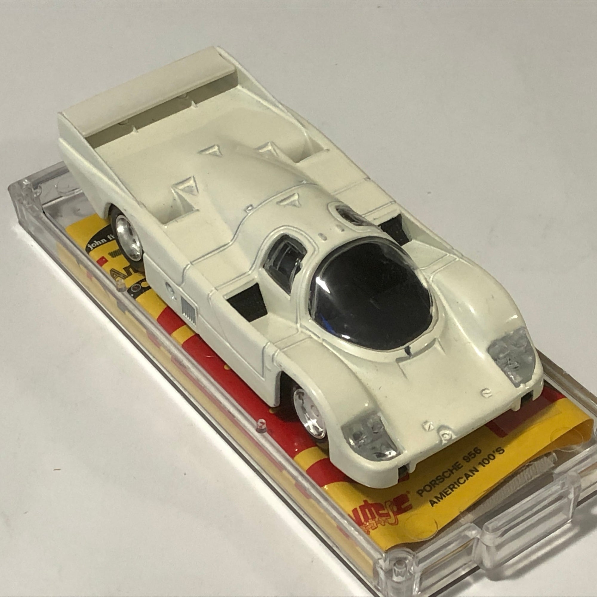 Porsche 956 Le Mans 1985 American 100's N 33 by Vitesse 1:43 (SM29)