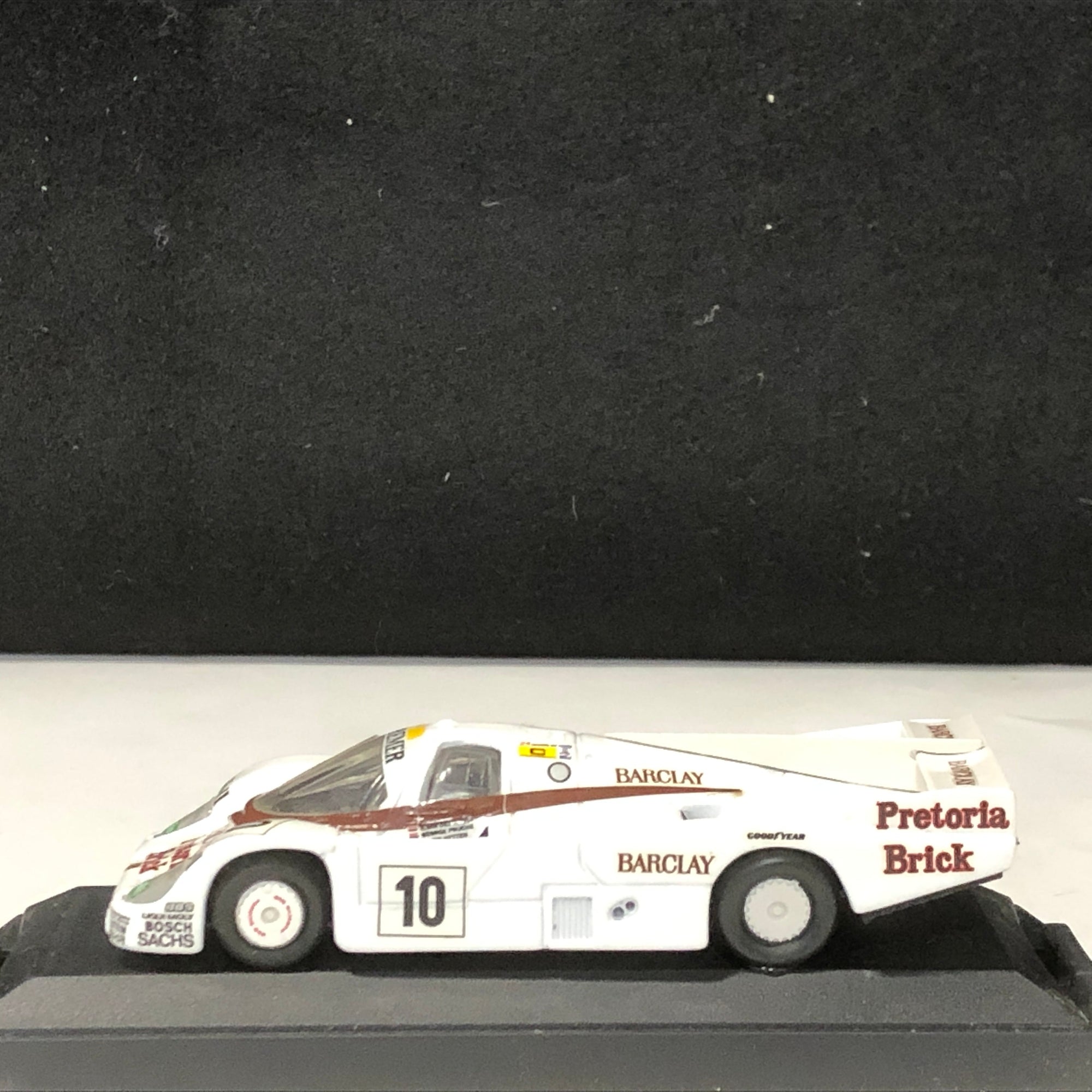 Porsche 956 Barkley-Pretoria Brick N 10 by Vitesse 1:43 (SM30)